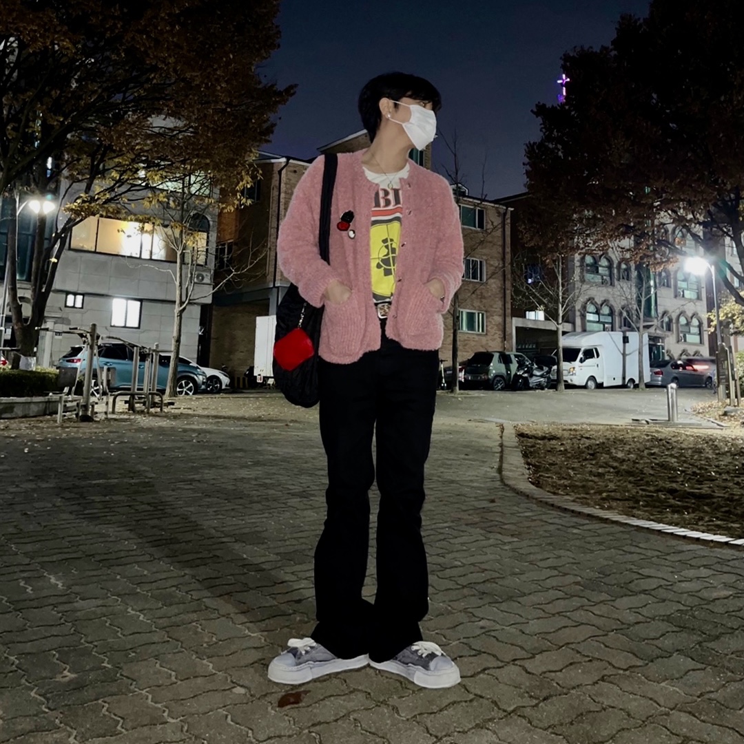 Maison Mihara Yasuhiro Peterson OG Sole Over Dyed Low-top Sneakers Black 착용 스타일 - 2