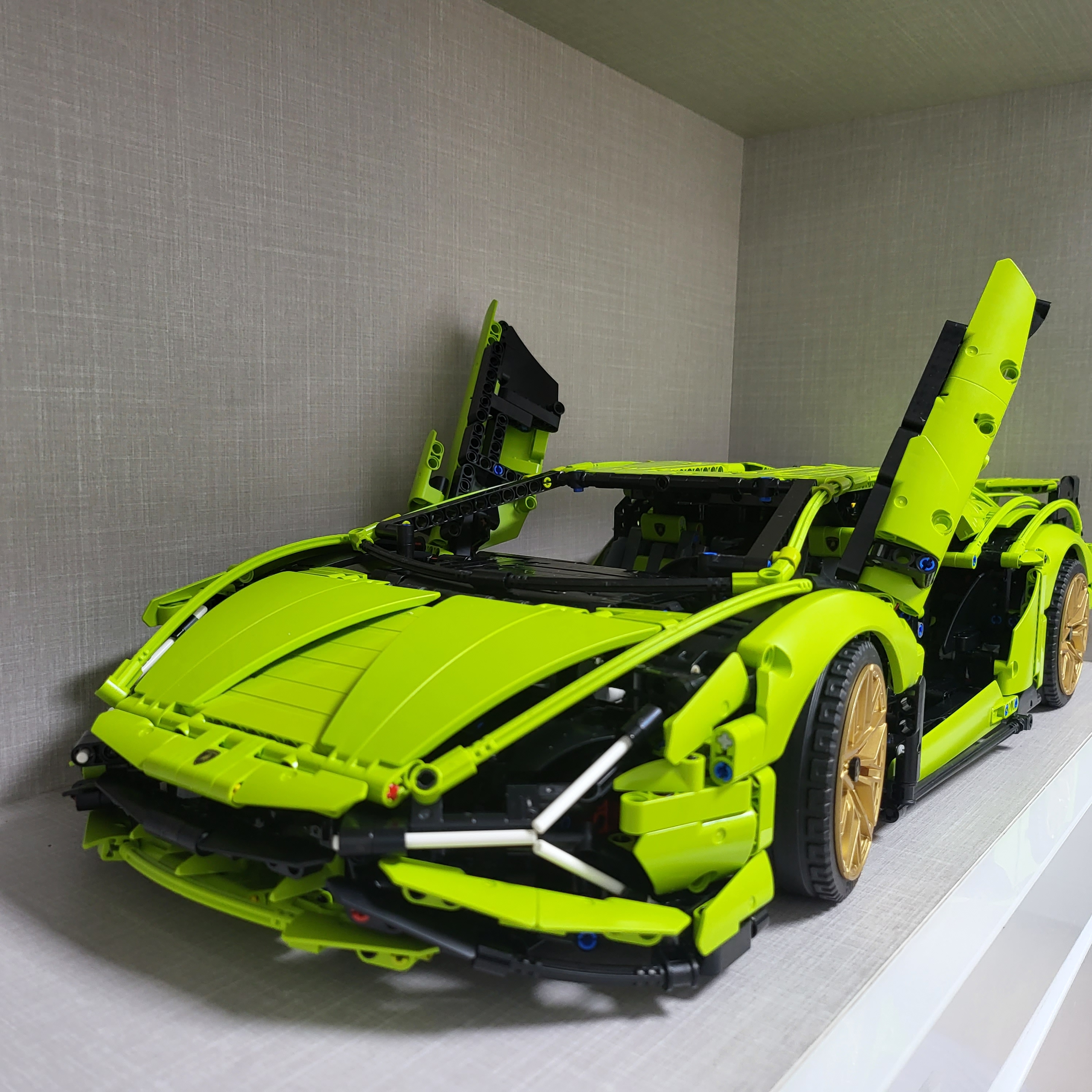 Lego Lamborghini Sian FKP 37 착용 스타일 - 4