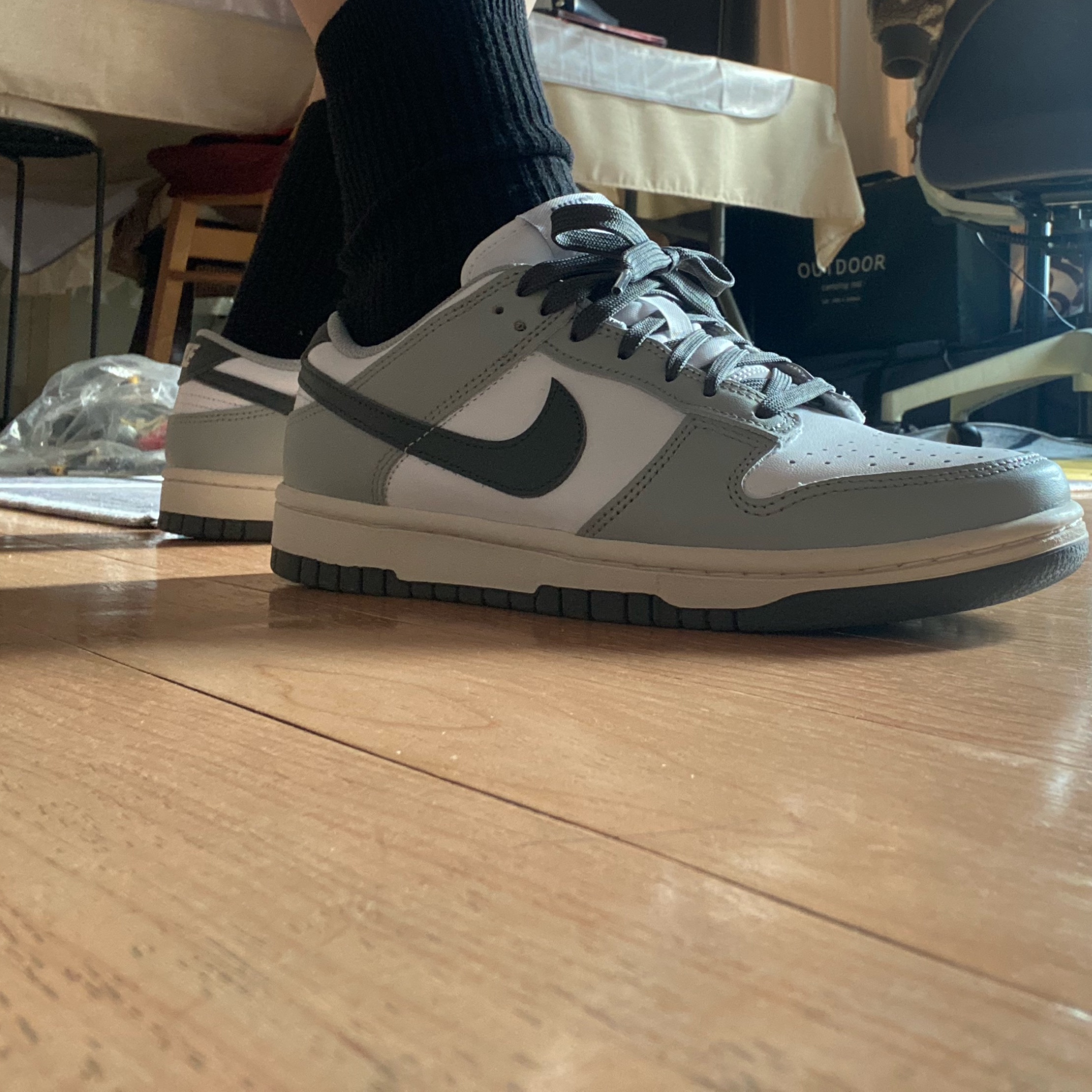 (W) Nike Dunk Low Light Smoke Grey 착용 스타일