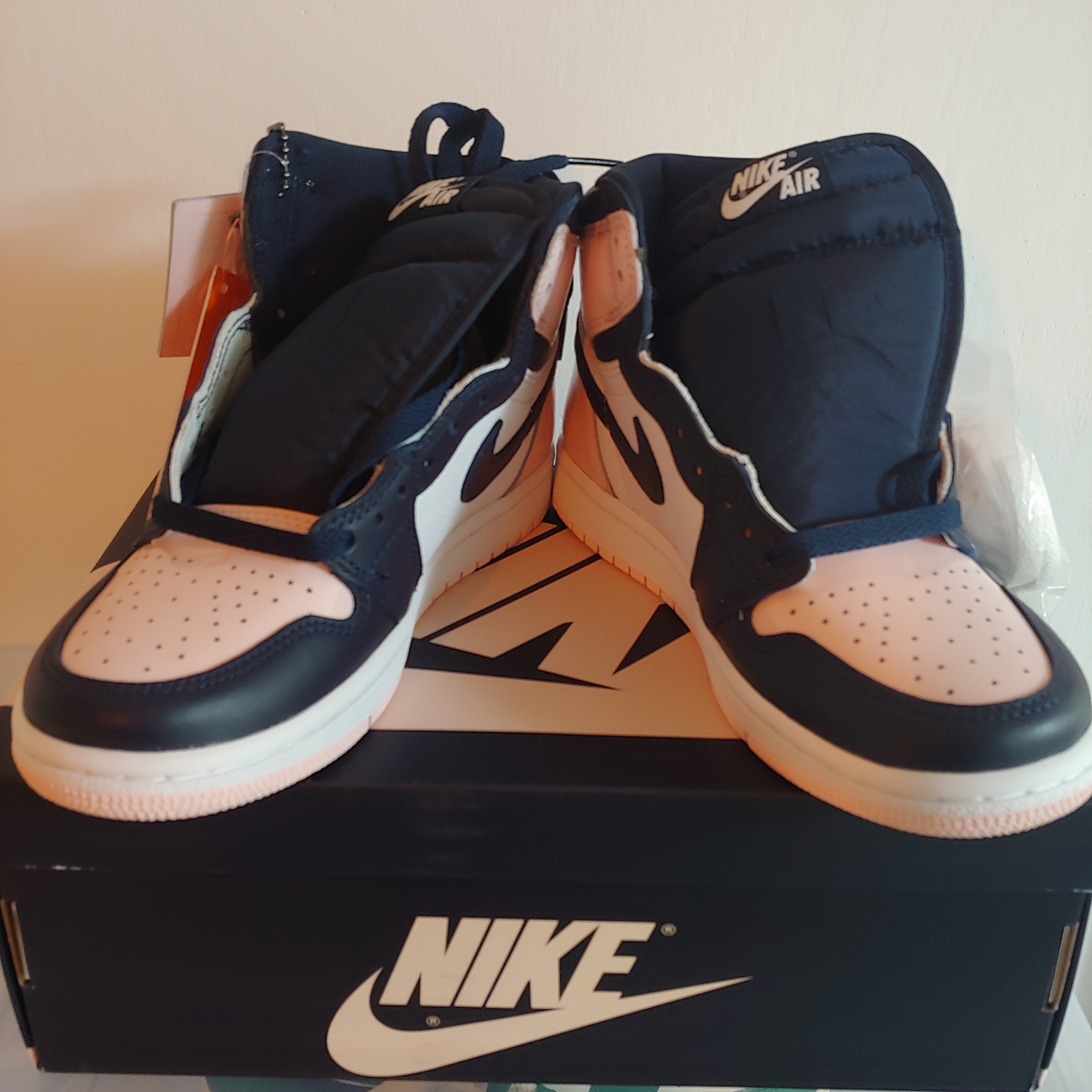 (W) Jordan 1 Retro High OG Atmosphere 착용 스타일 - 3