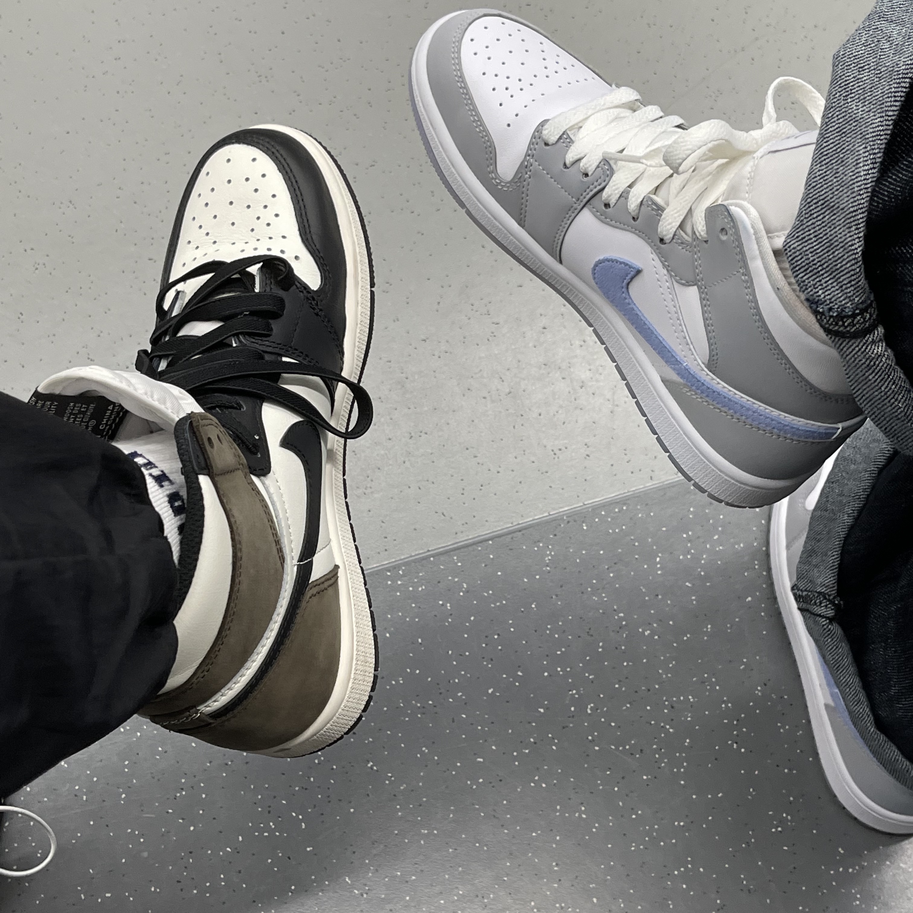 (W) Jordan 1 Mid Wolf Grey, Jordan 1 Retro High OG Black Mocha 착용 스타일