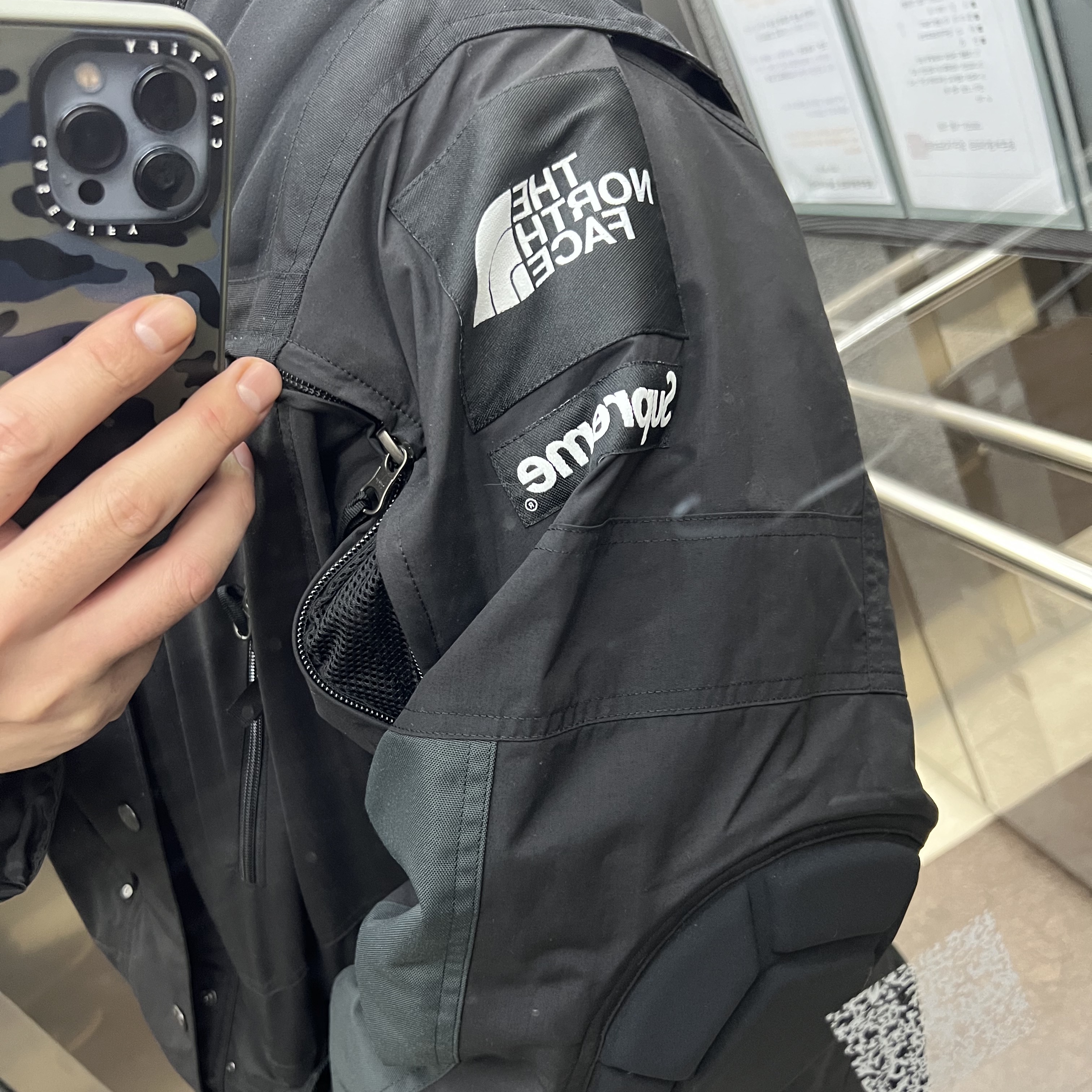 Supreme x The North Face Steep Tech Apogee Jacket Black - 22FW 착용 스타일