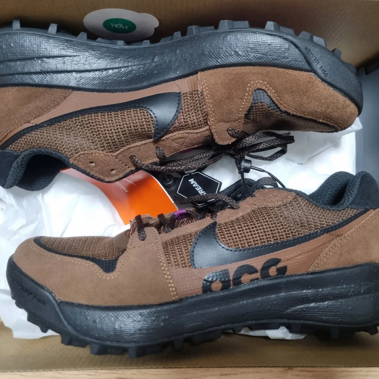 Nike ACG Lowcate Cacao Wow 착용 스타일 - 4