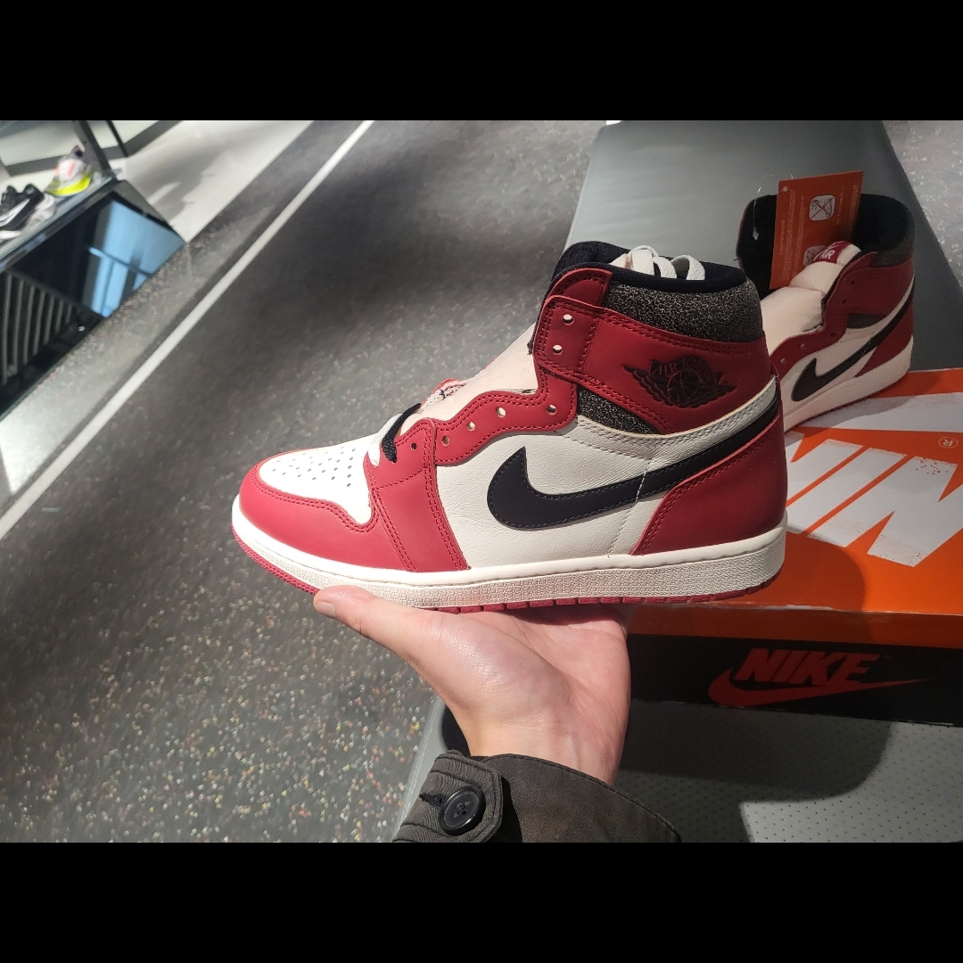 Jordan 1 Retro High OG Chicago 2022 착용 스타일 - 1