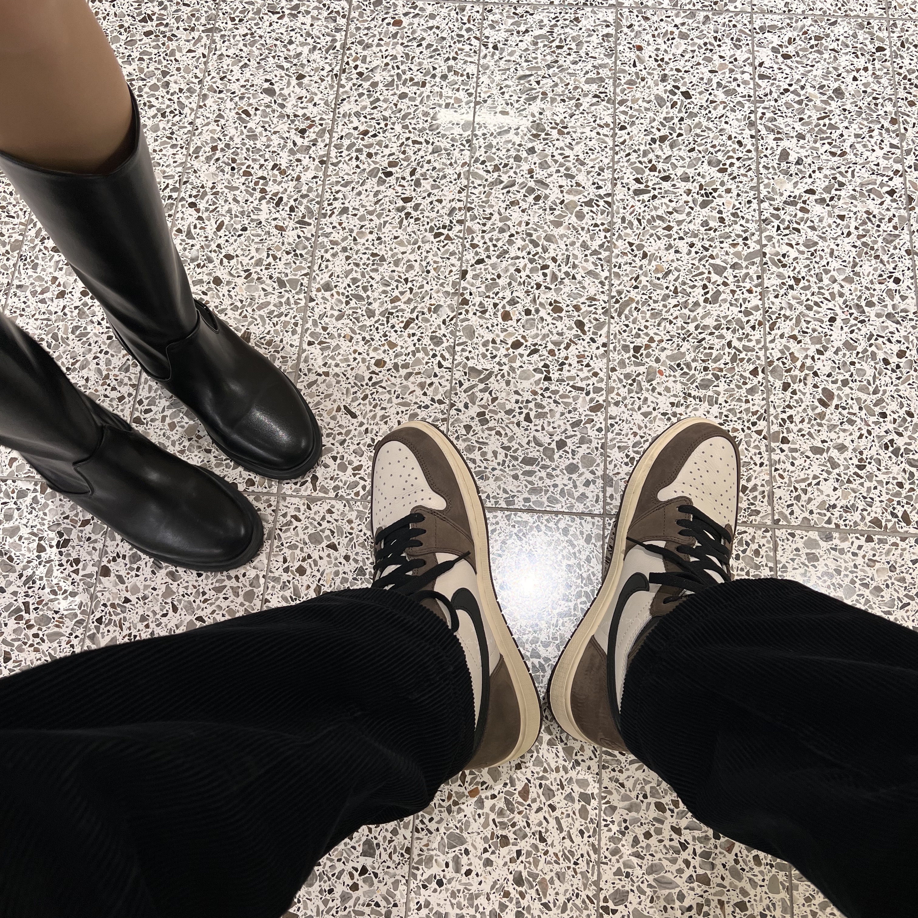 Jordan 1 x Travis Scott Retro High OG SP Mocha 착용 스타일