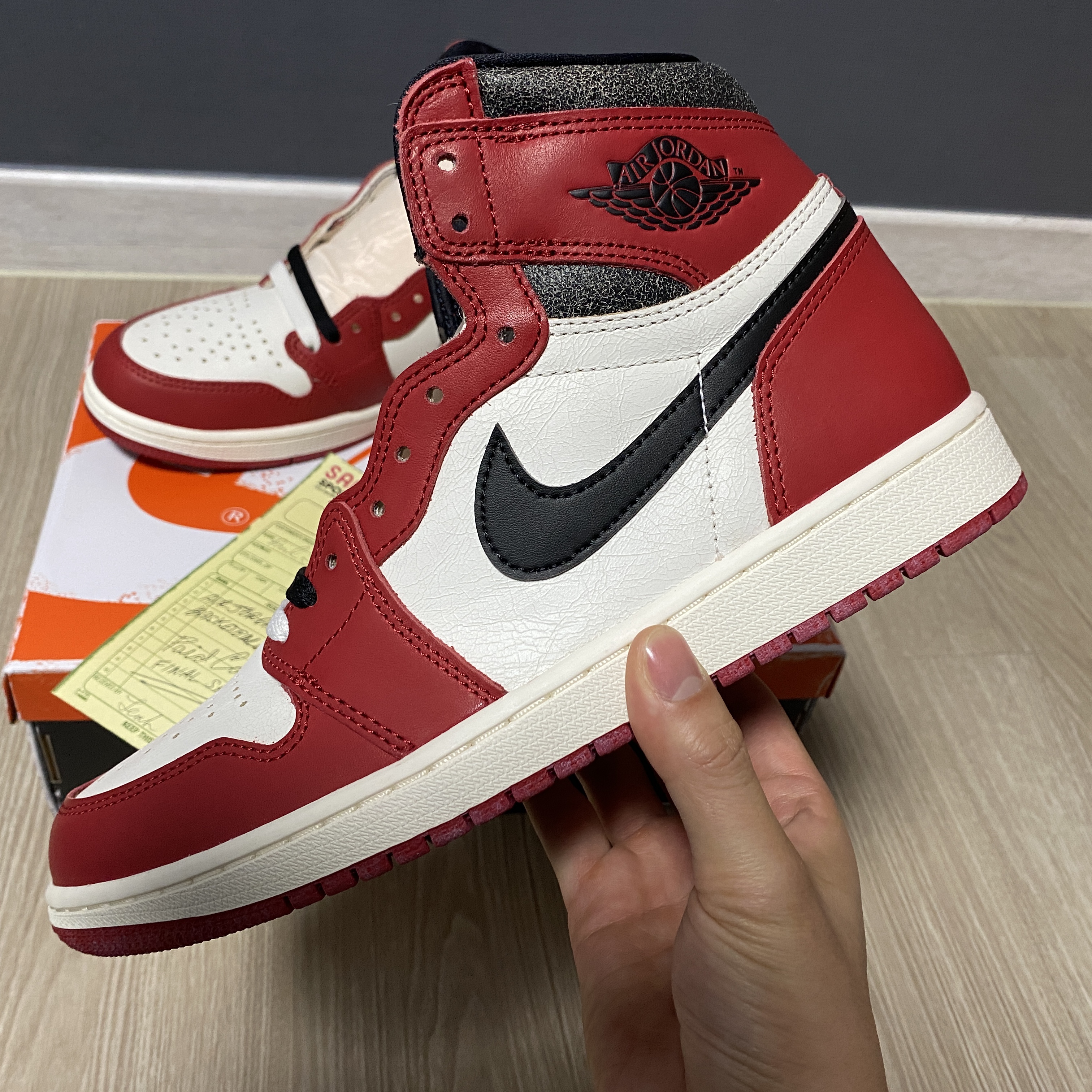 Jordan 1 Retro High OG Chicago 2022 착용 스타일 - 2