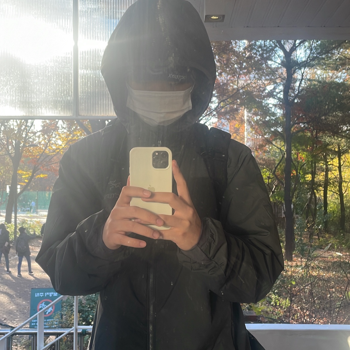 Arc'teryx Atom LT Hoody Glitch 착용 스타일