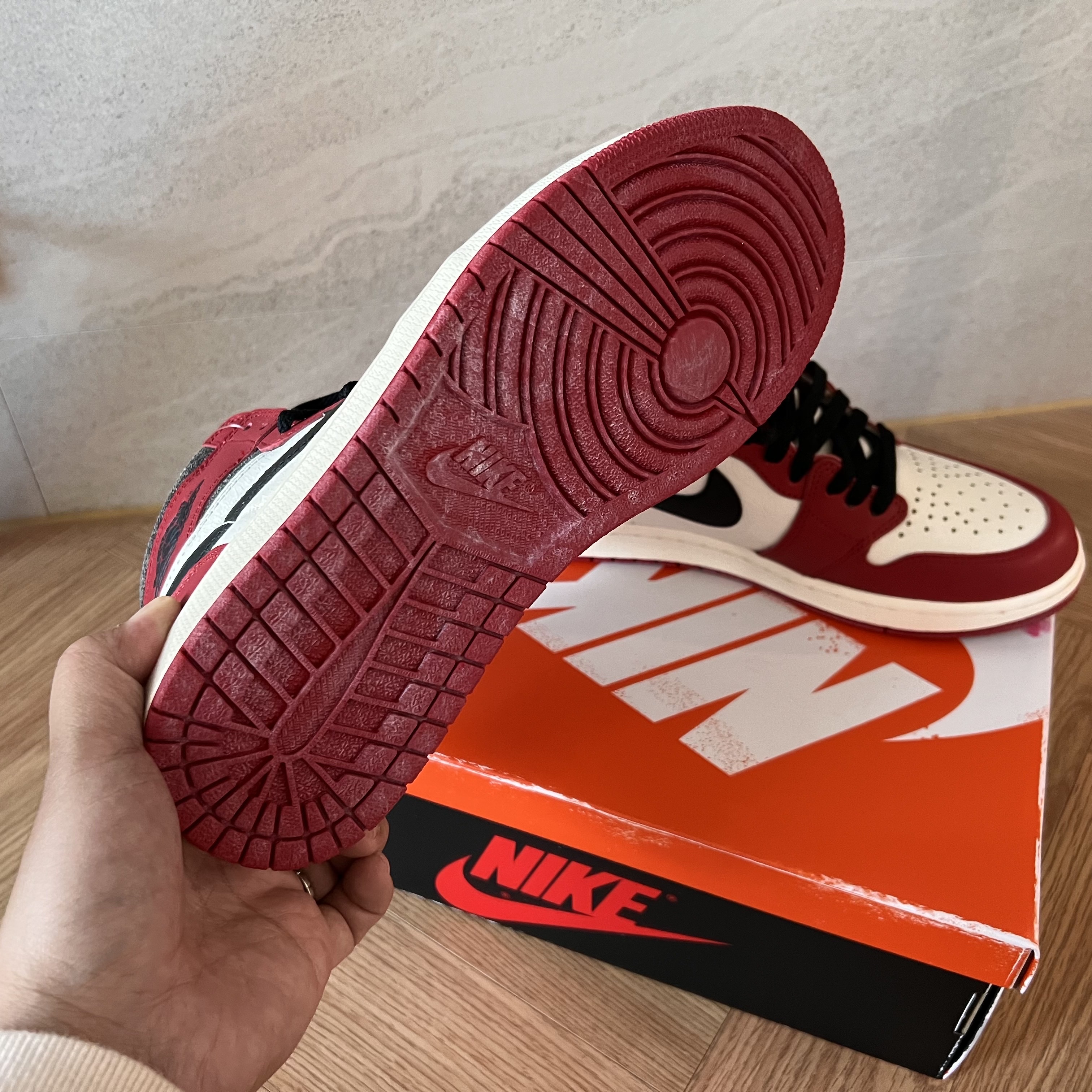 Jordan 1 Retro High OG Chicago 2022 착용 스타일 - 3