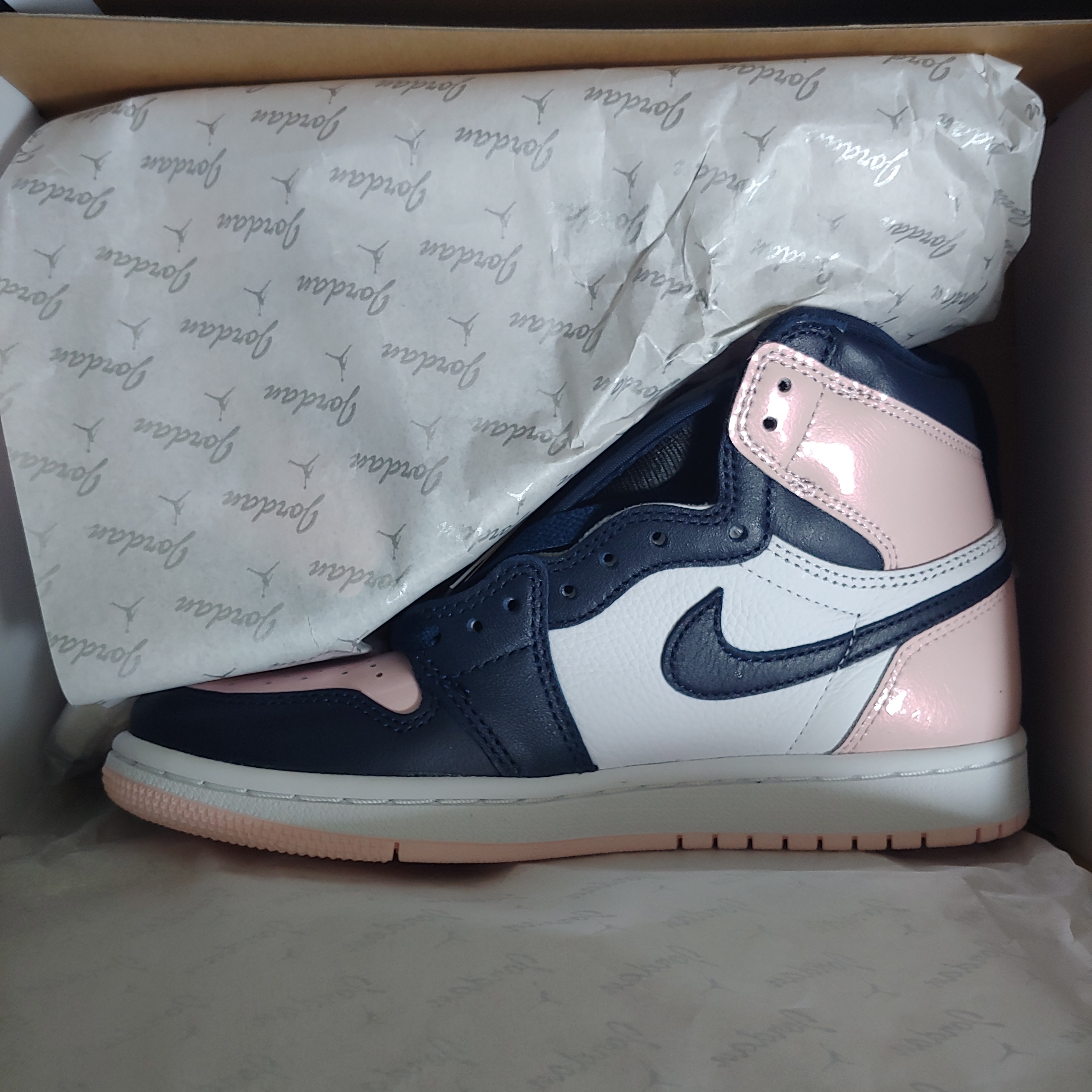 (W) Jordan 1 Retro High OG Atmosphere 착용 스타일 - 2