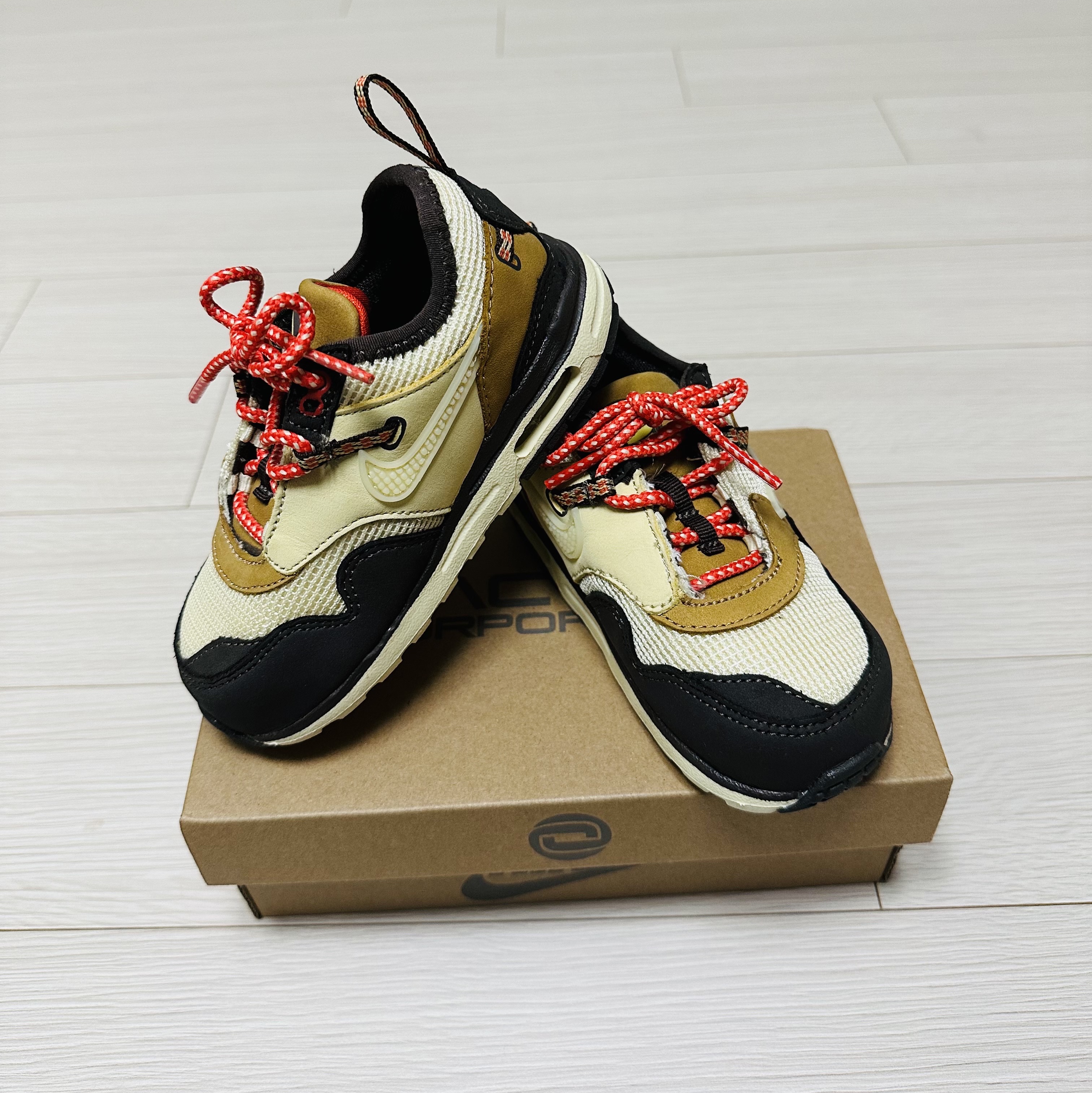 (TD) Nike x Travis Scott Air Max 1 Cact.us Brown 착용 스타일 - 4