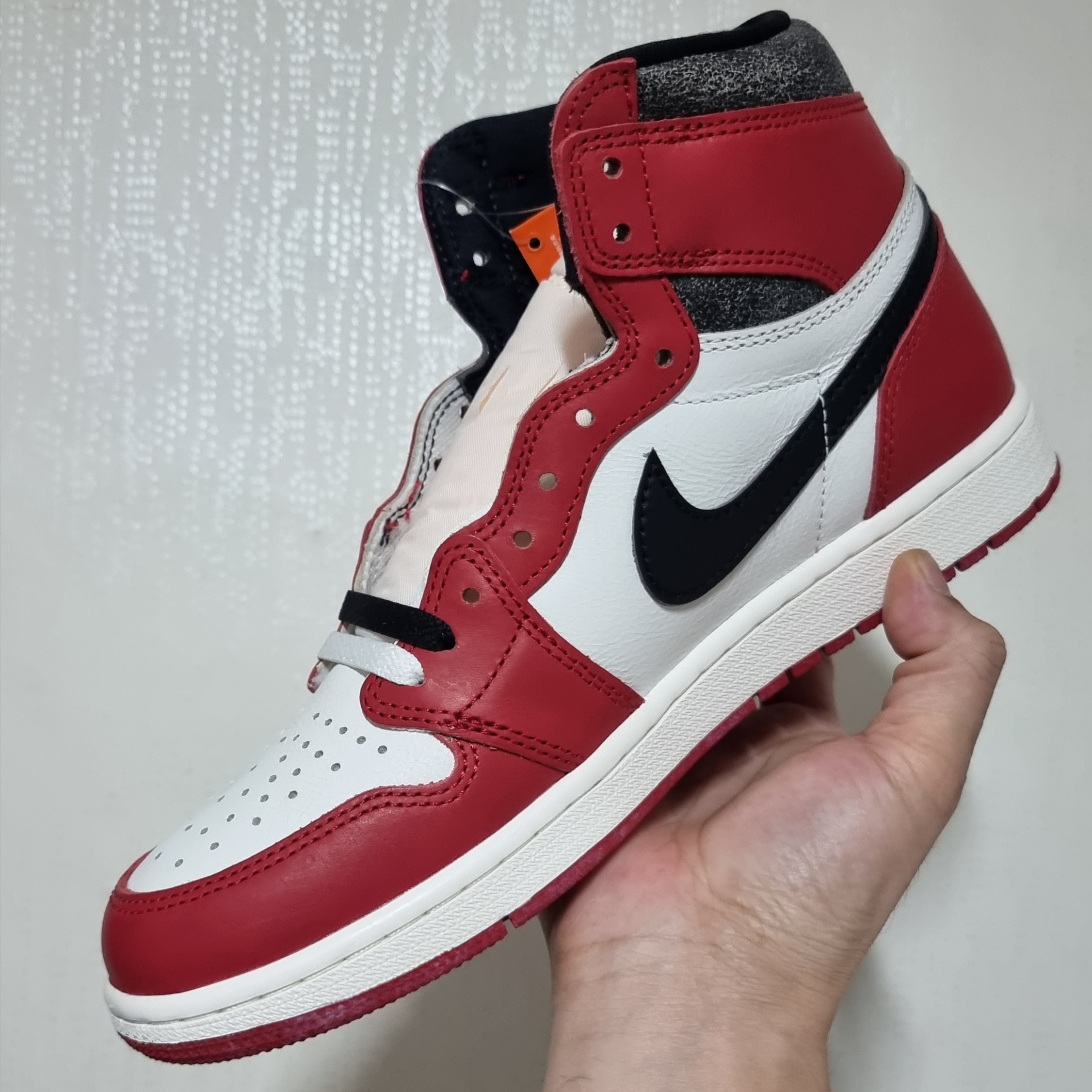 Jordan 1 Retro High OG Chicago 2022 착용 스타일 - 2