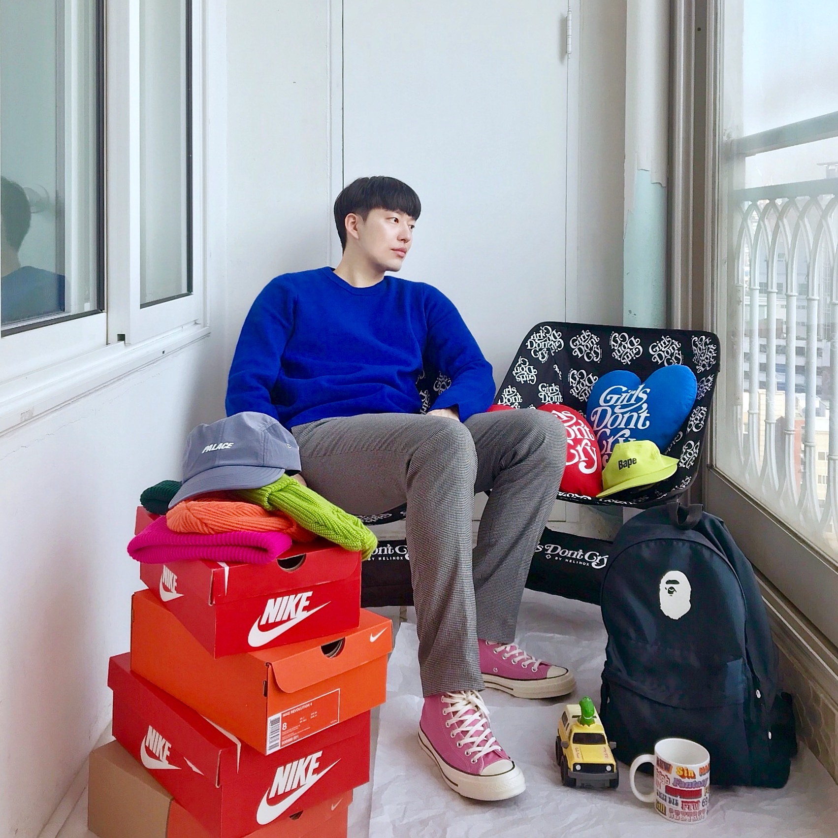 Helinox x Verdy Chair One, Converse Chuck 70 High Magic Flamingo 착용 스타일