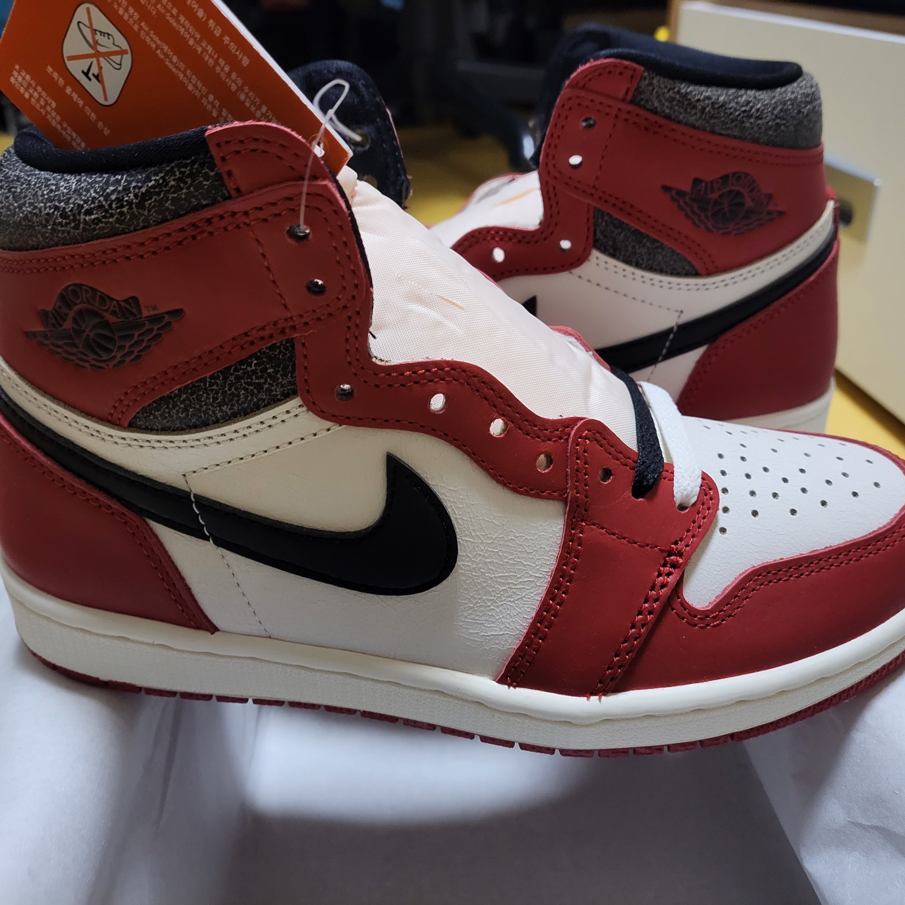 Jordan 1 Retro High OG Chicago 2022 착용 스타일 - 2