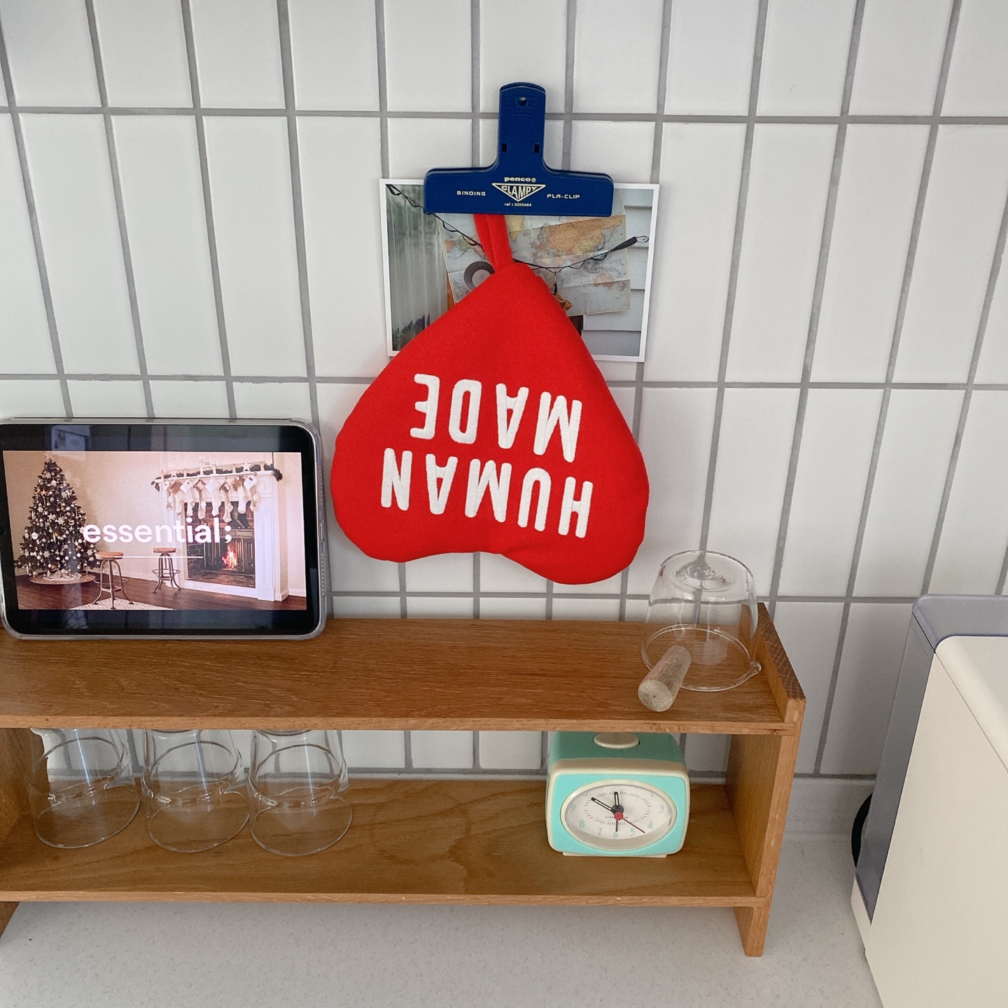 Human Made Heart Mitten Red, Apple iPad Mini 6th Gen Wifi 64GB Starlight (Korean Ver.) 착용 스타일