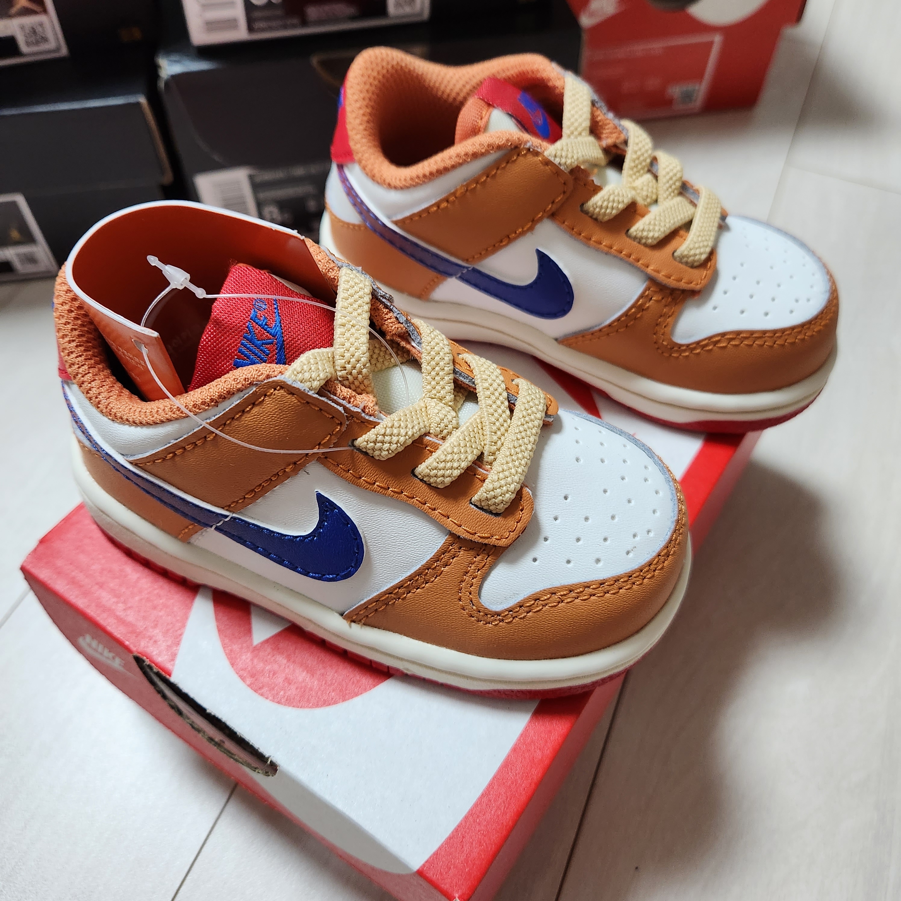 (TD) Nike Dunk Low Hot Curry and Game Royal ์ฐฉ์ฉ ์คํ์ผ - 2