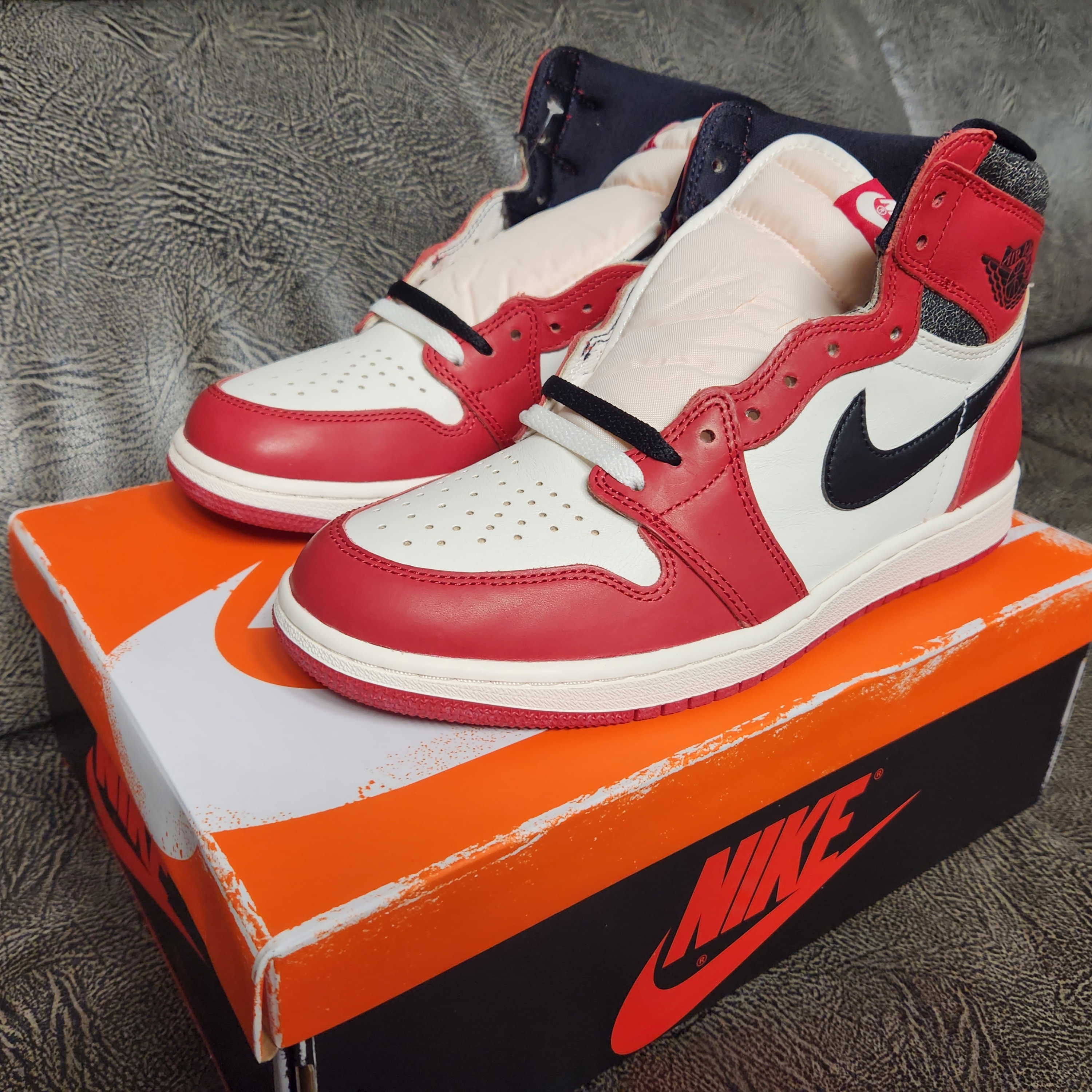 Jordan 1 Retro High OG Chicago 2022 착용 스타일 - 1