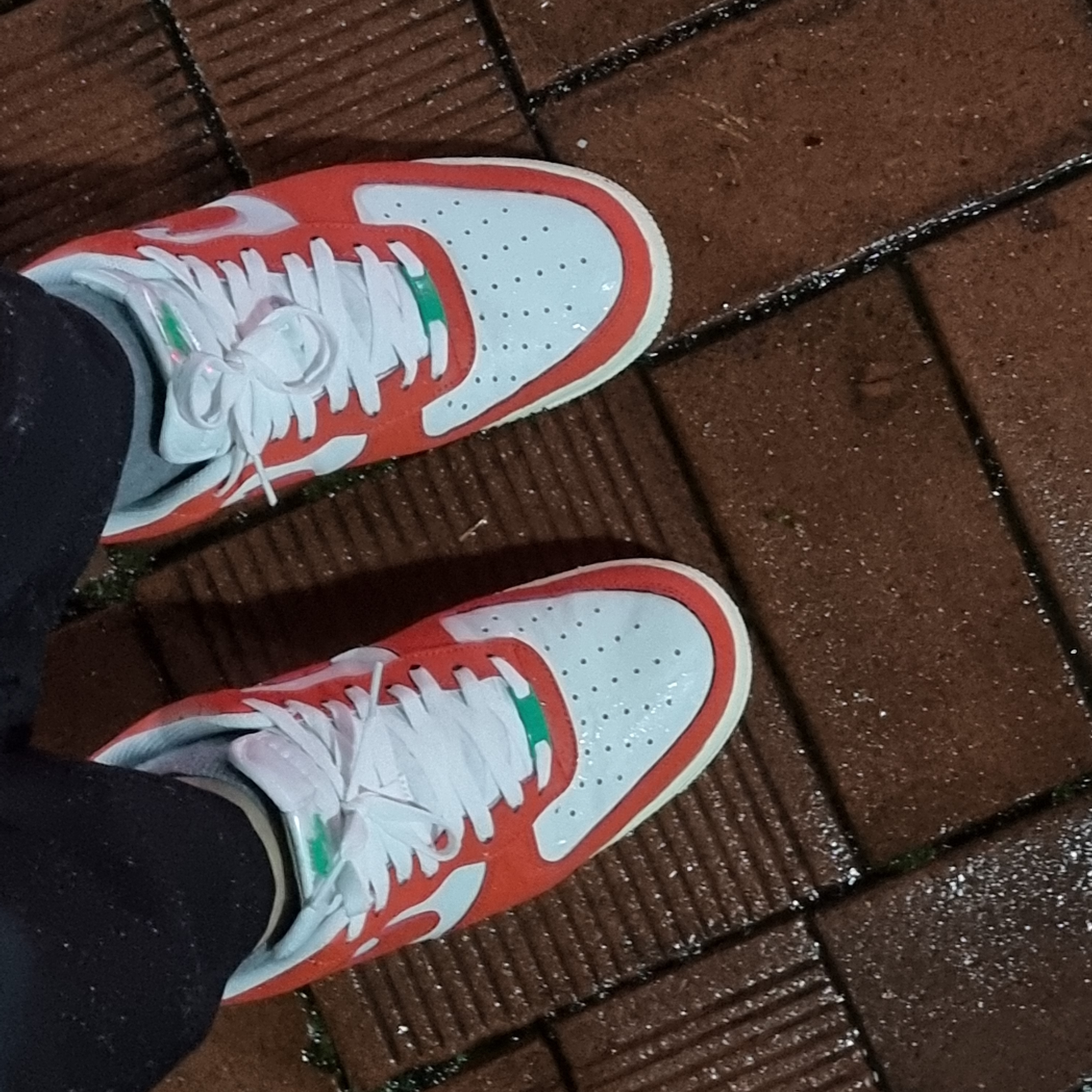 Nike Air Force 1 '07 LV8 Pojangmacha 착용 스타일 - 3