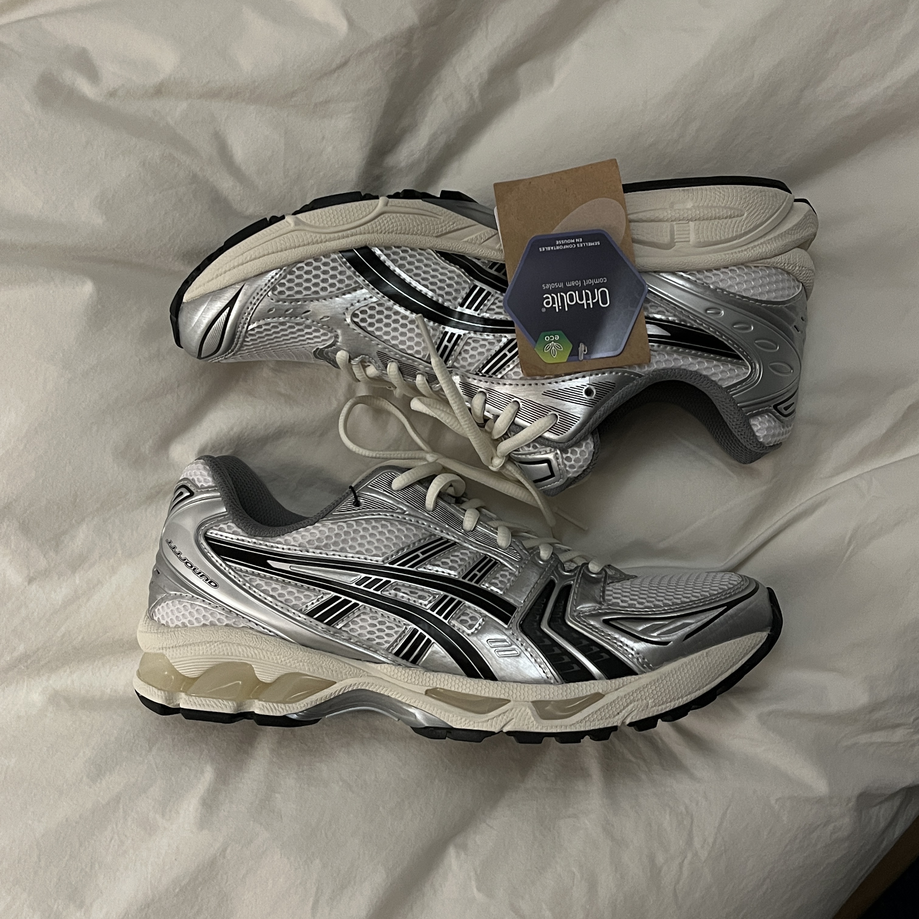 Asics x JJJJound Gel-Kayano 14 Silver Black 착용 스타일