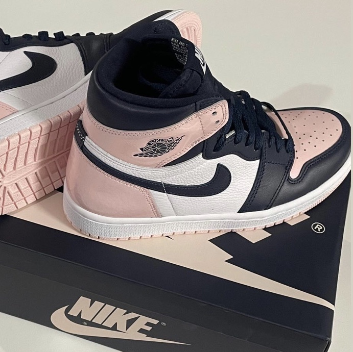 (W) Jordan 1 Retro High OG Atmosphere 착용 스타일 - 1