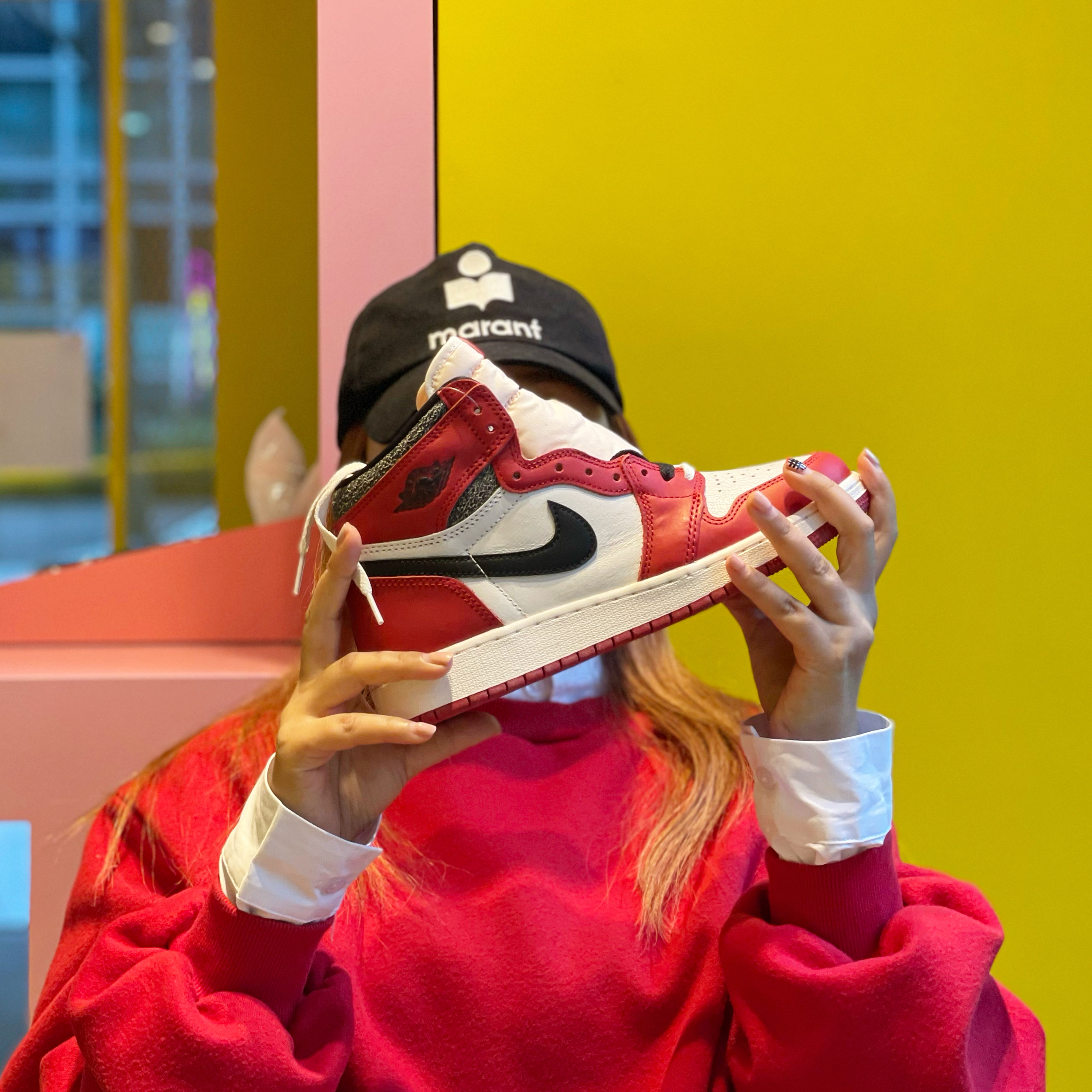 Jordan 1 Retro High OG Chicago 2022, Jordan 1 x Travis Scott Retro High OG SP Mocha 착용 스타일 - 2