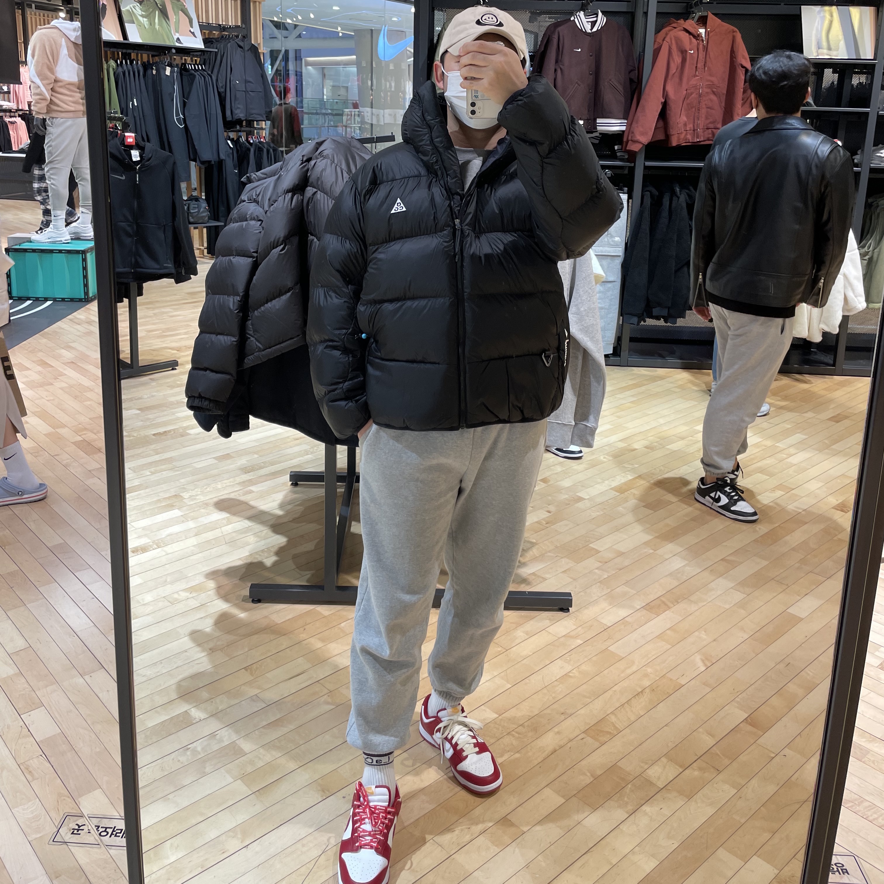 Nike ACG Therma-Fit ADV Lunar Lake Puffer Jacket Black - Asia, Nike Dunk Low Retro Gym Red 착용 스타일 - 1