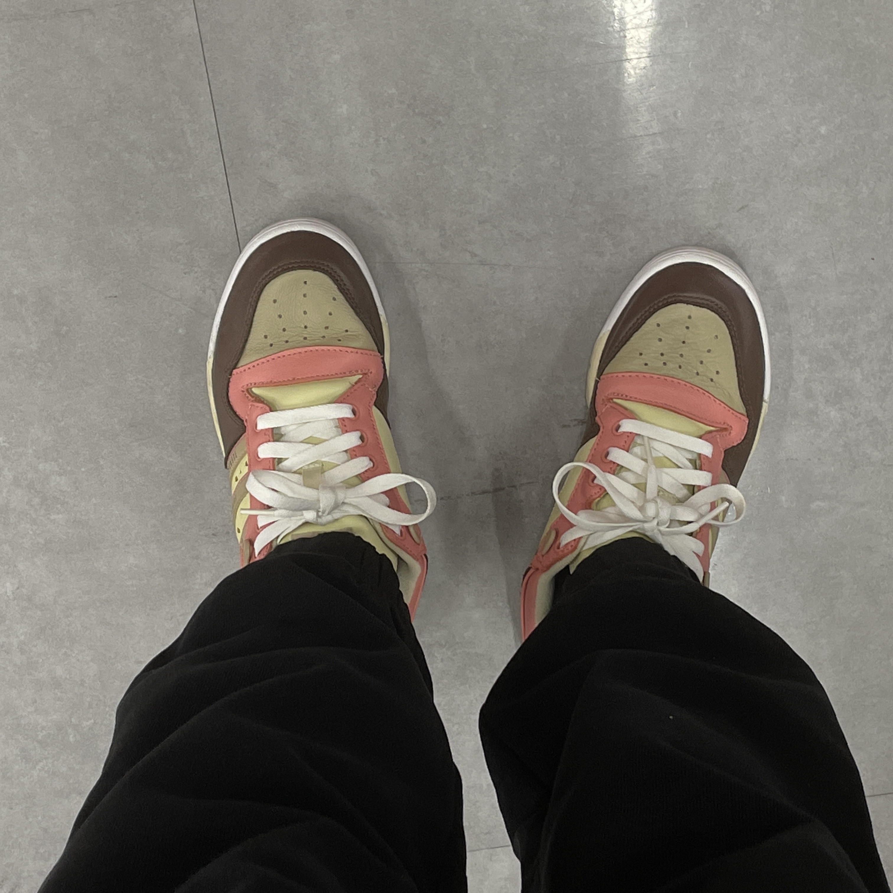Adidas x Human Made Rivalry Sand 착용 스타일