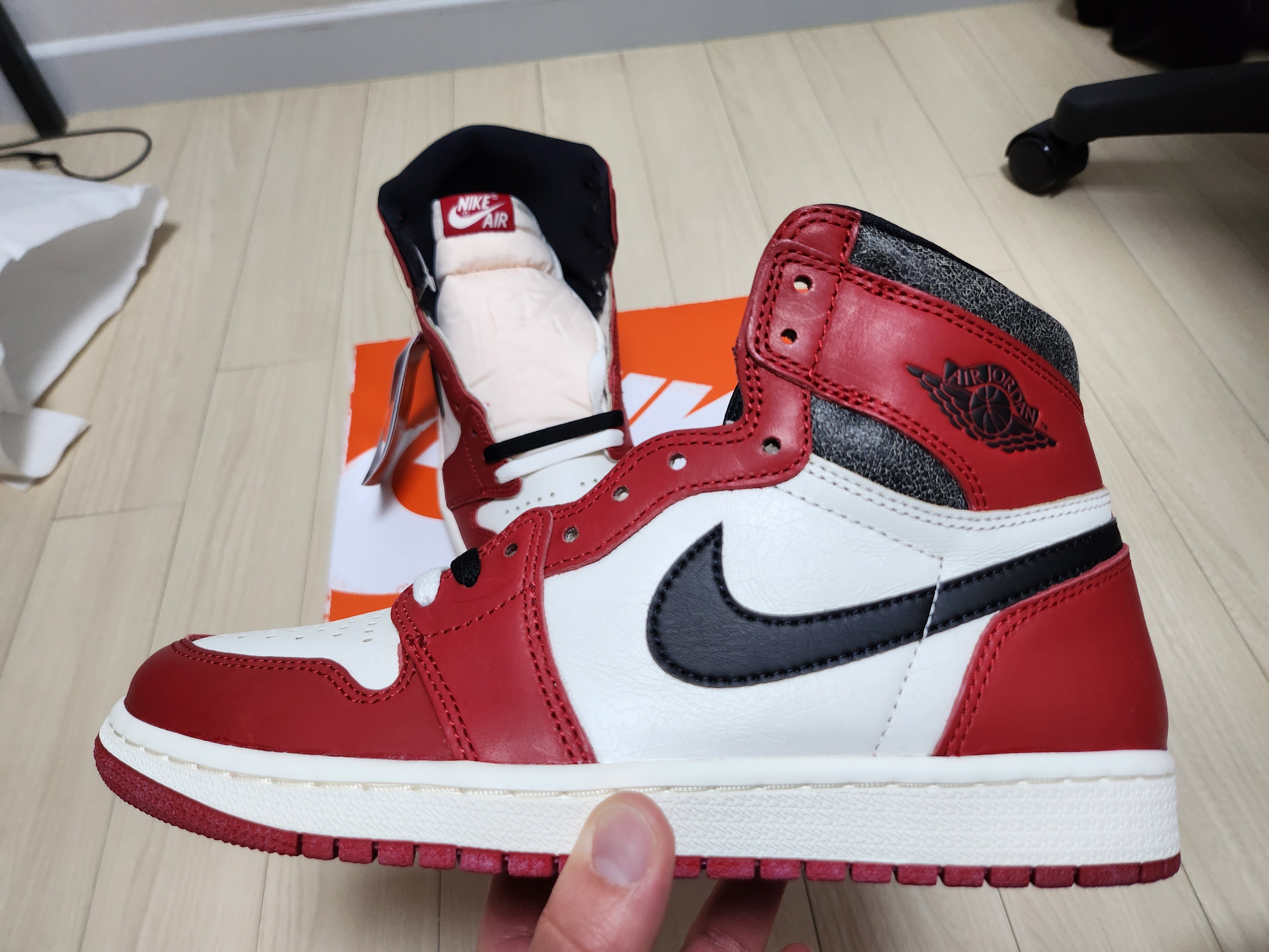 Jordan 1 Retro High OG Chicago 2022 착용 스타일 - 2
