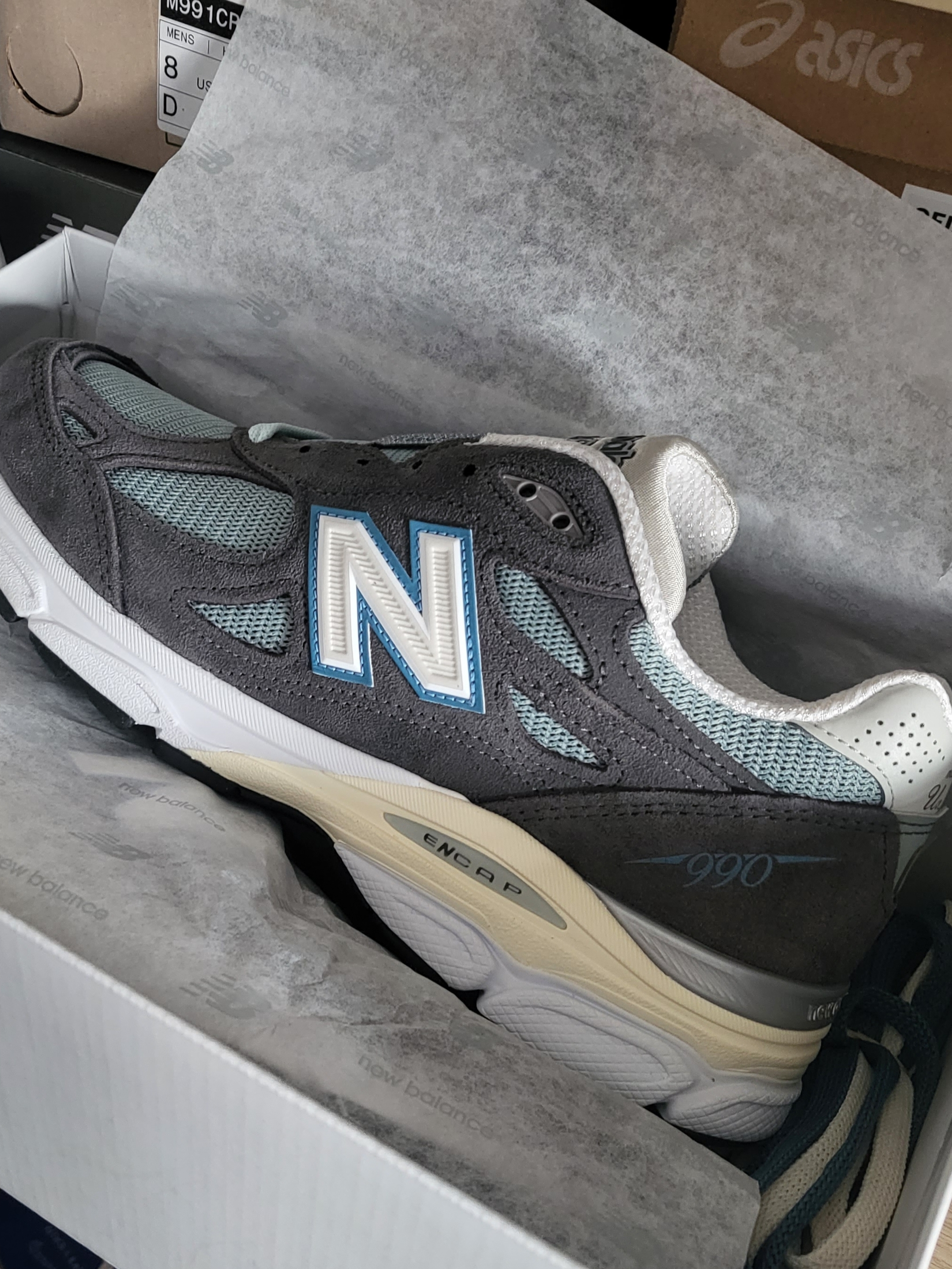 New Balance x Run the Boroughs 991 Made in UK Grey, New Balance x WTAPS 992 Made in USA Olive 착용 스타일 - 5