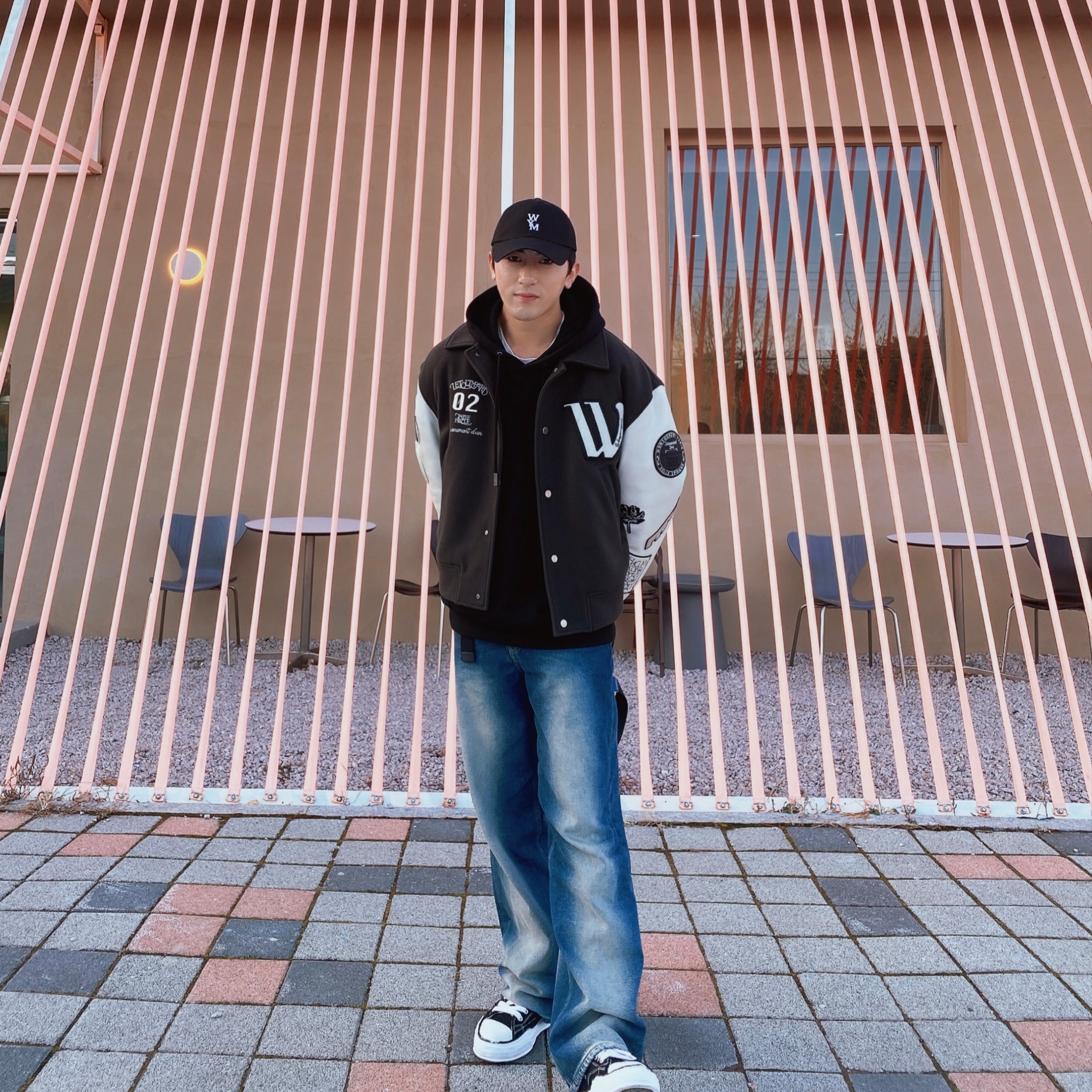 Wooyoungmi Varsity Jacket Grey - 22FW, Wooyoungmi Cotton White Back Logo Hoodie Black - 22FW 착용 스타일