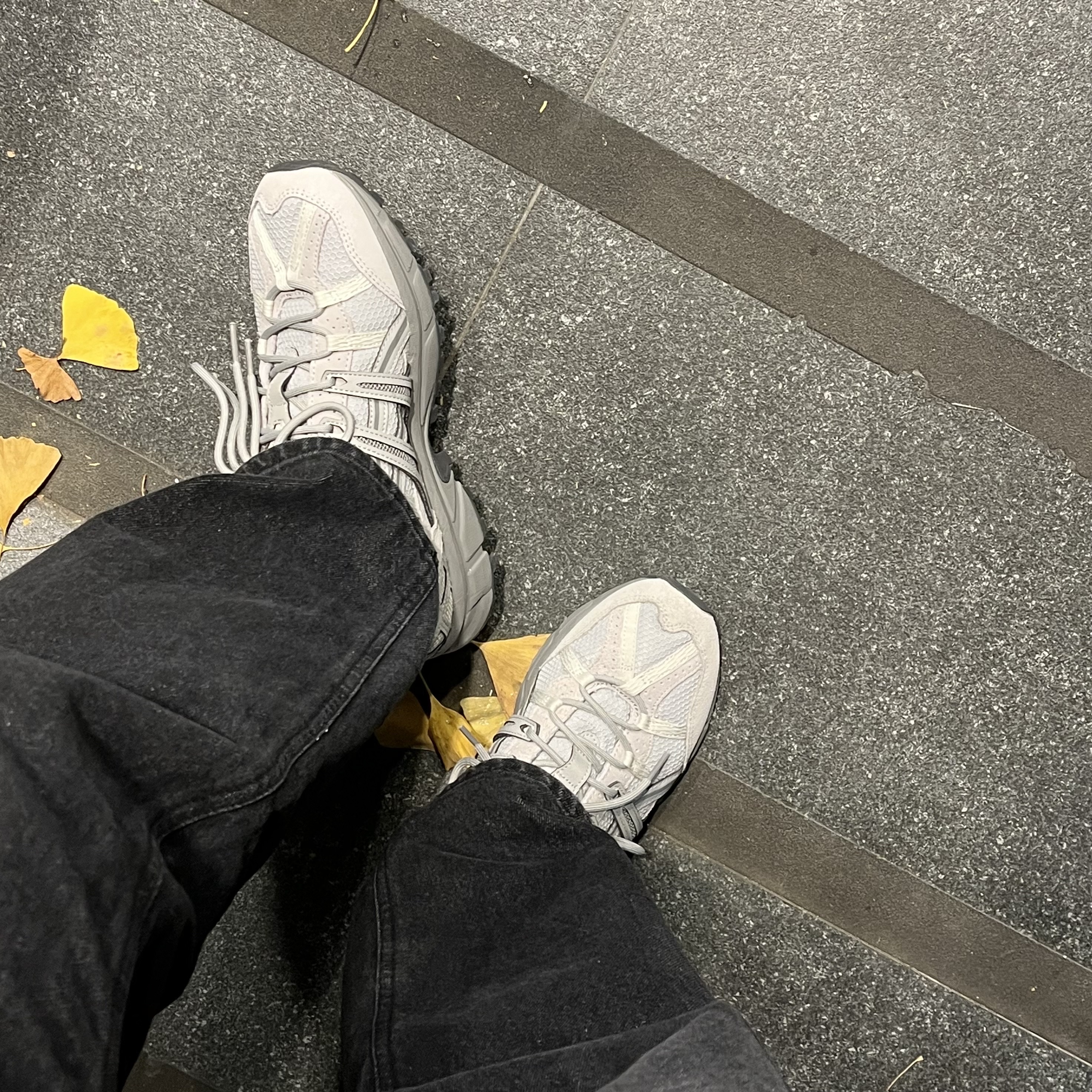 Asics Gel-Sonoma 15-50 Oyster Grey 착용 스타일 - 2