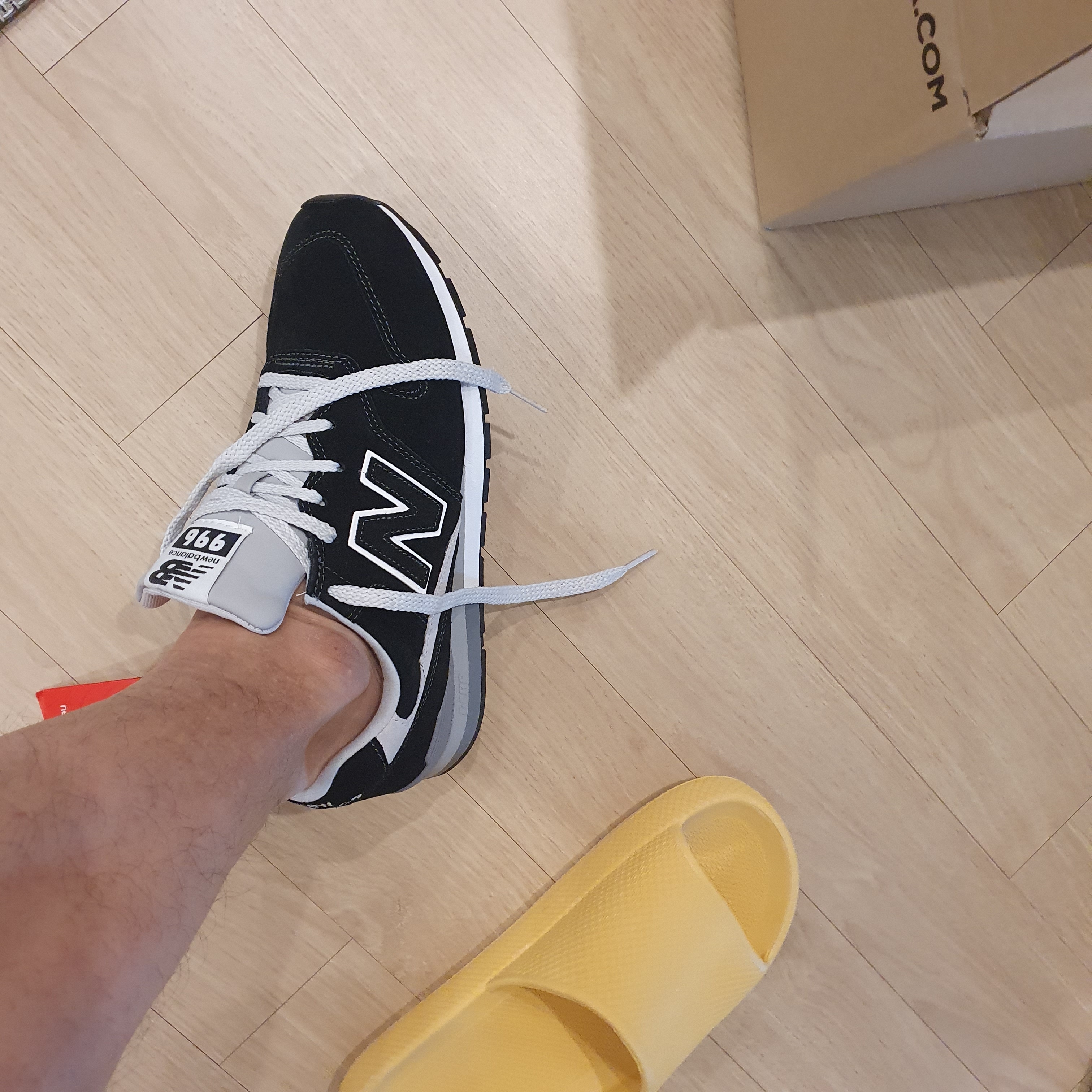New Balance 996 Black 착용 스타일 - 4