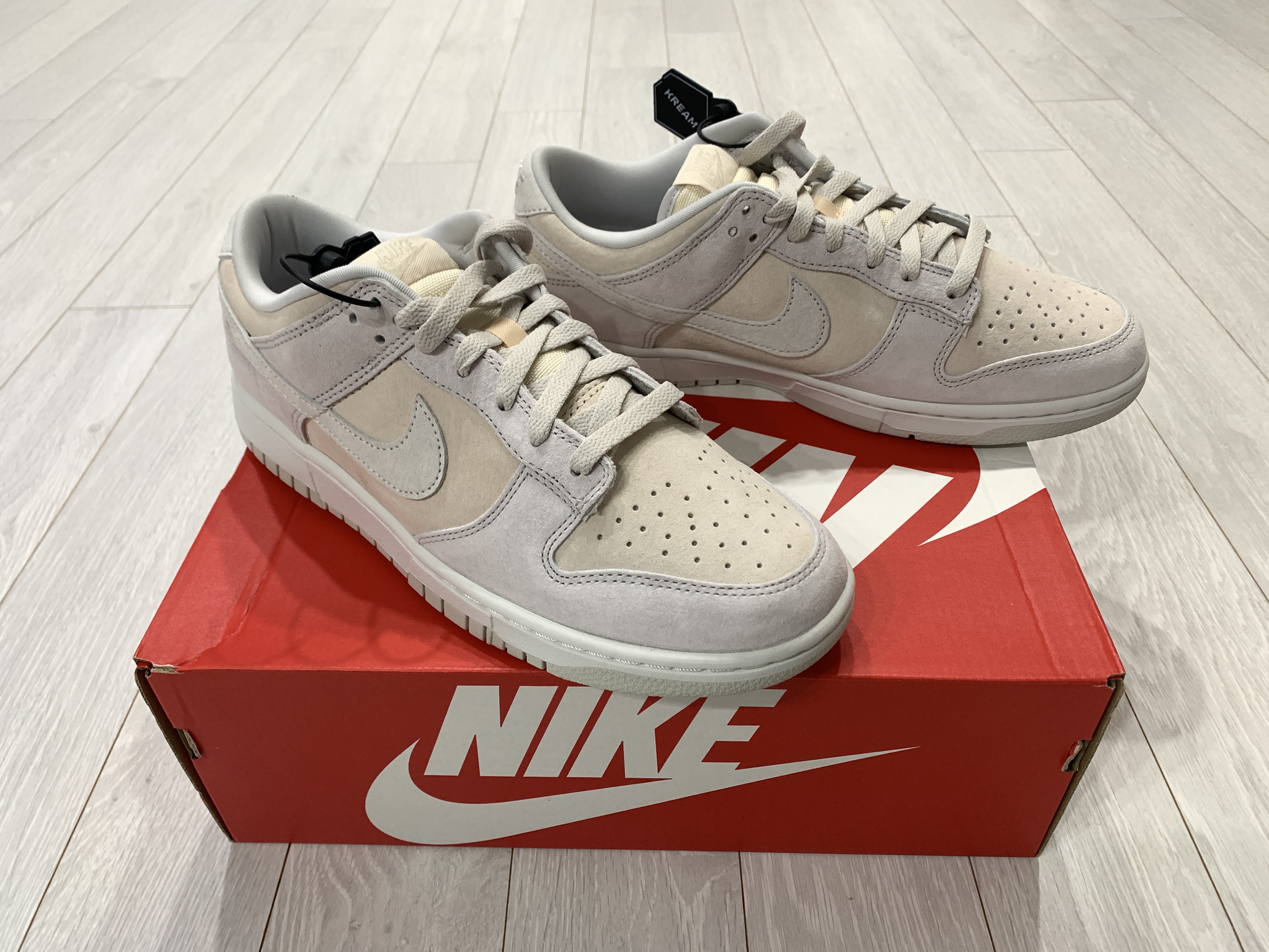 Nike Dunk Low Retro PRM Vast Grey 착용 스타일