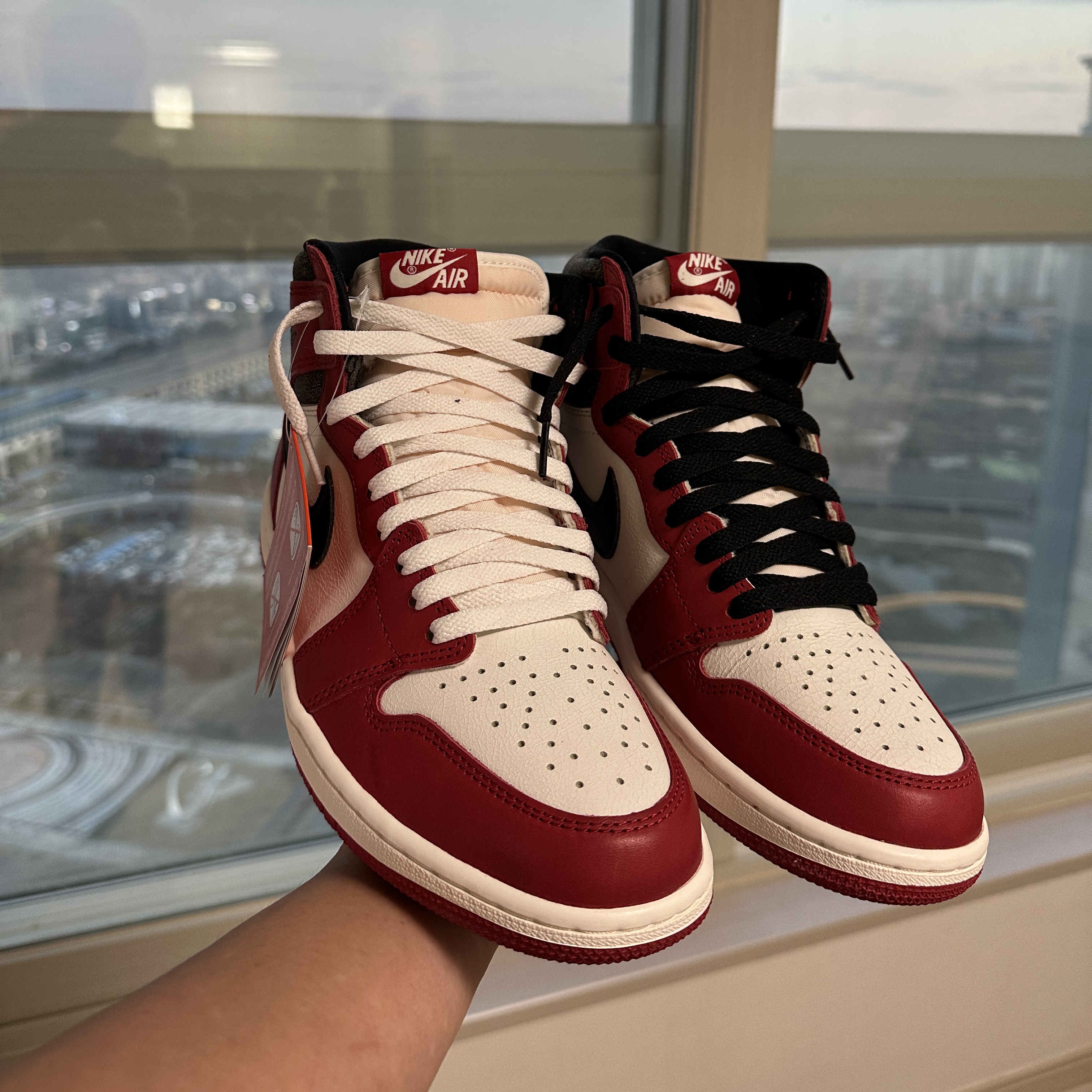Jordan 1 Retro High OG Chicago 2022 착용 스타일 - 1