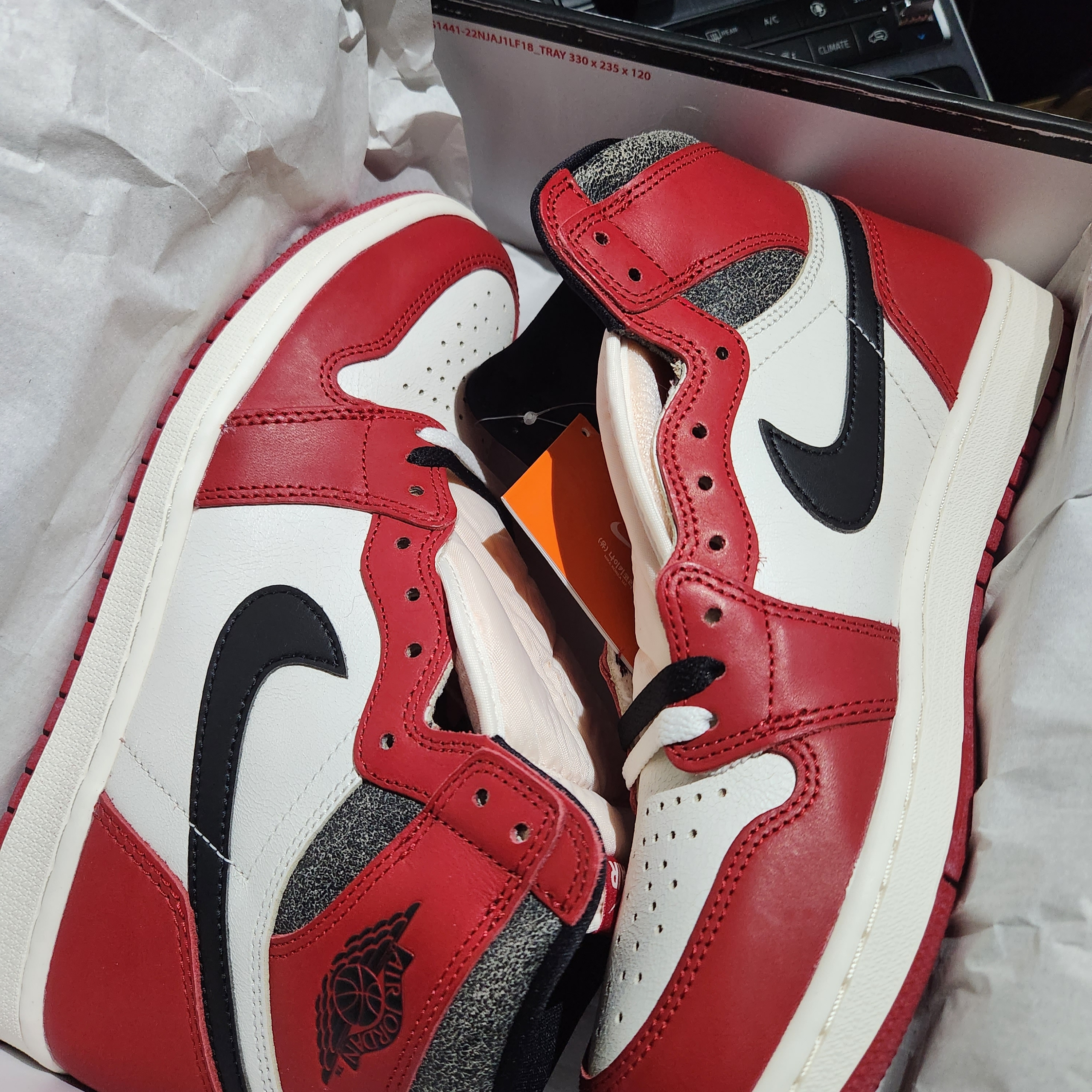 Jordan 1 Retro High OG Chicago 2022 착용 스타일 - 1