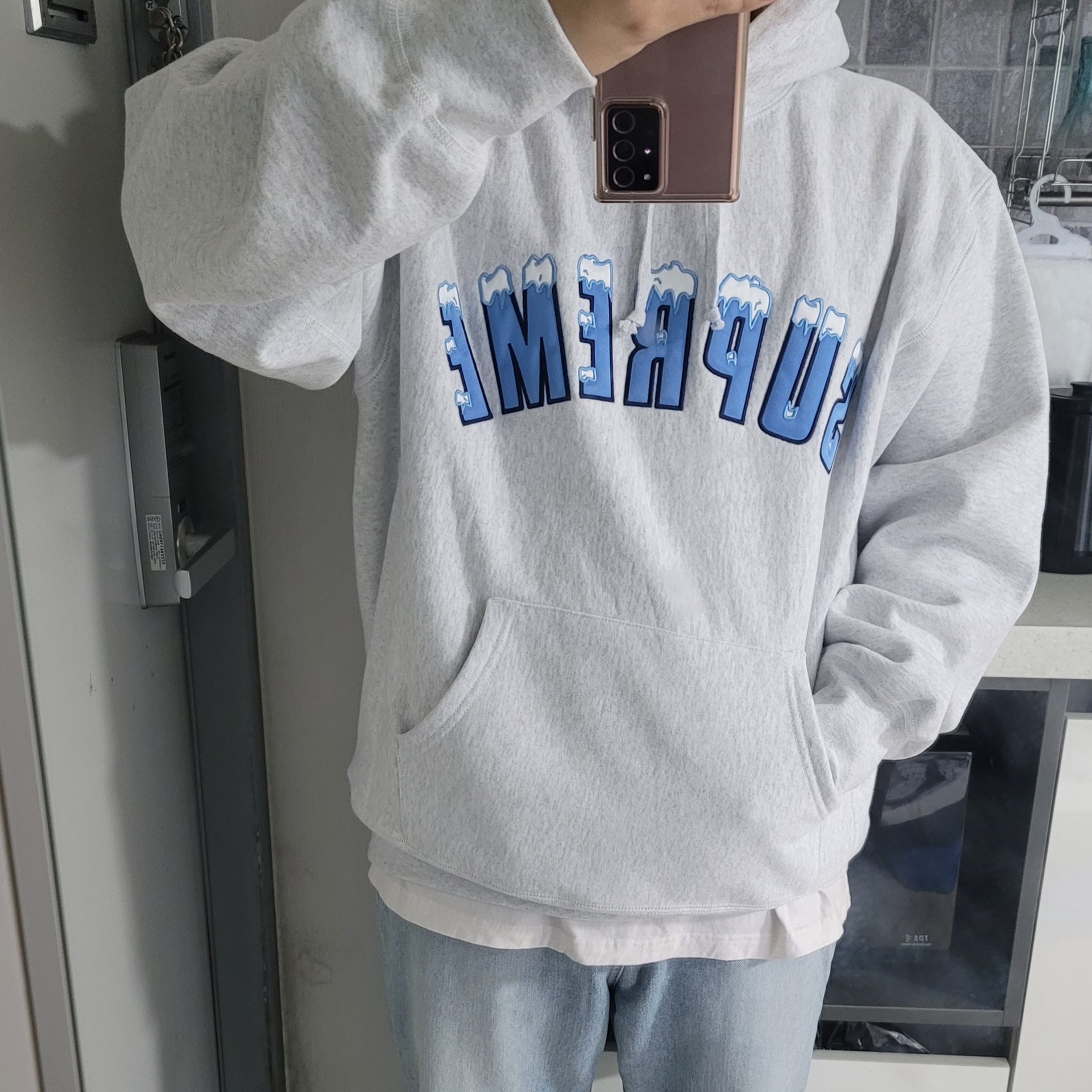 Supreme Icy Arc Hooded Sweatshirt Ash Grey - 20FW 착용 스타일