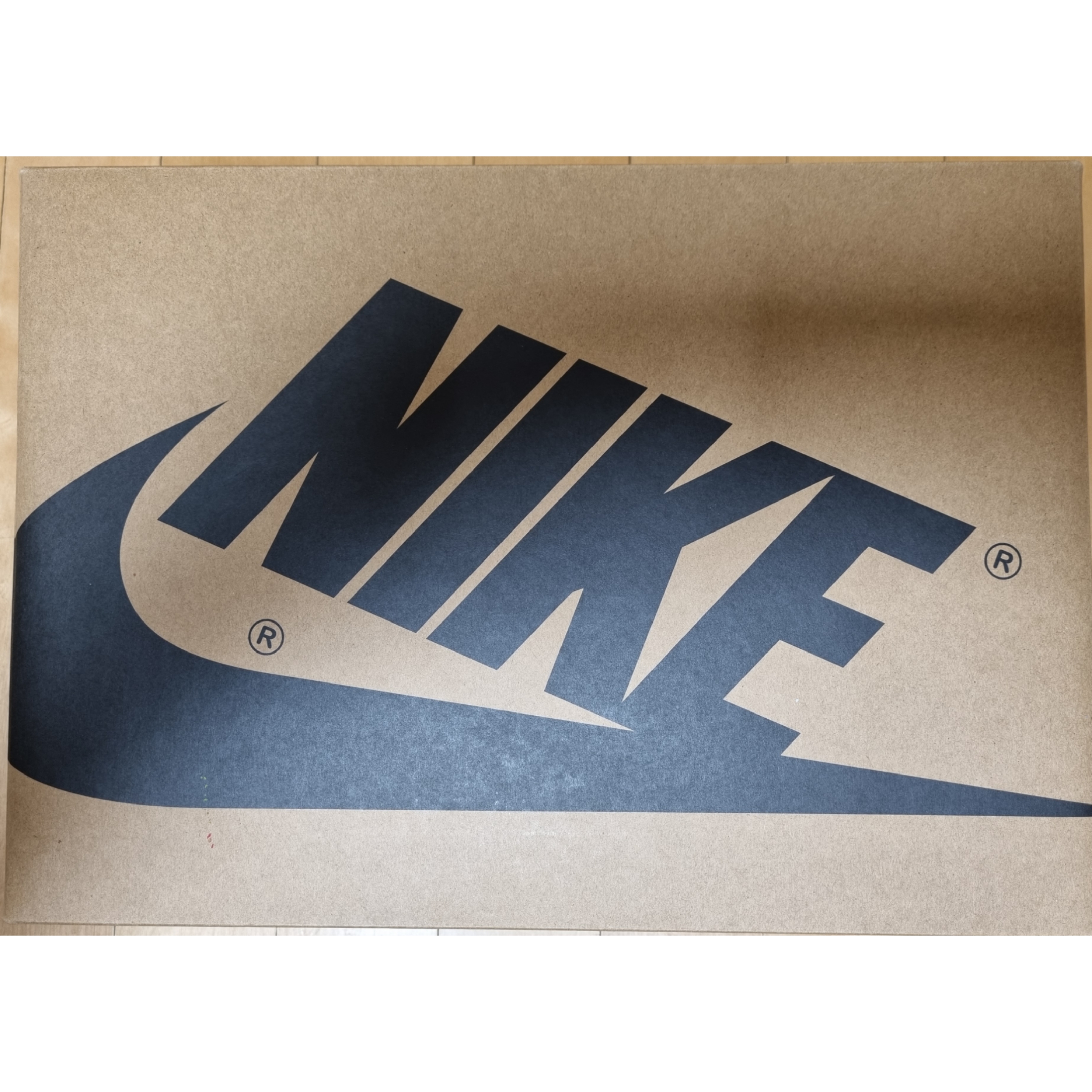 Jordan 1 Zoom Air CMFT Neutral Olive 착용 스타일 - 4