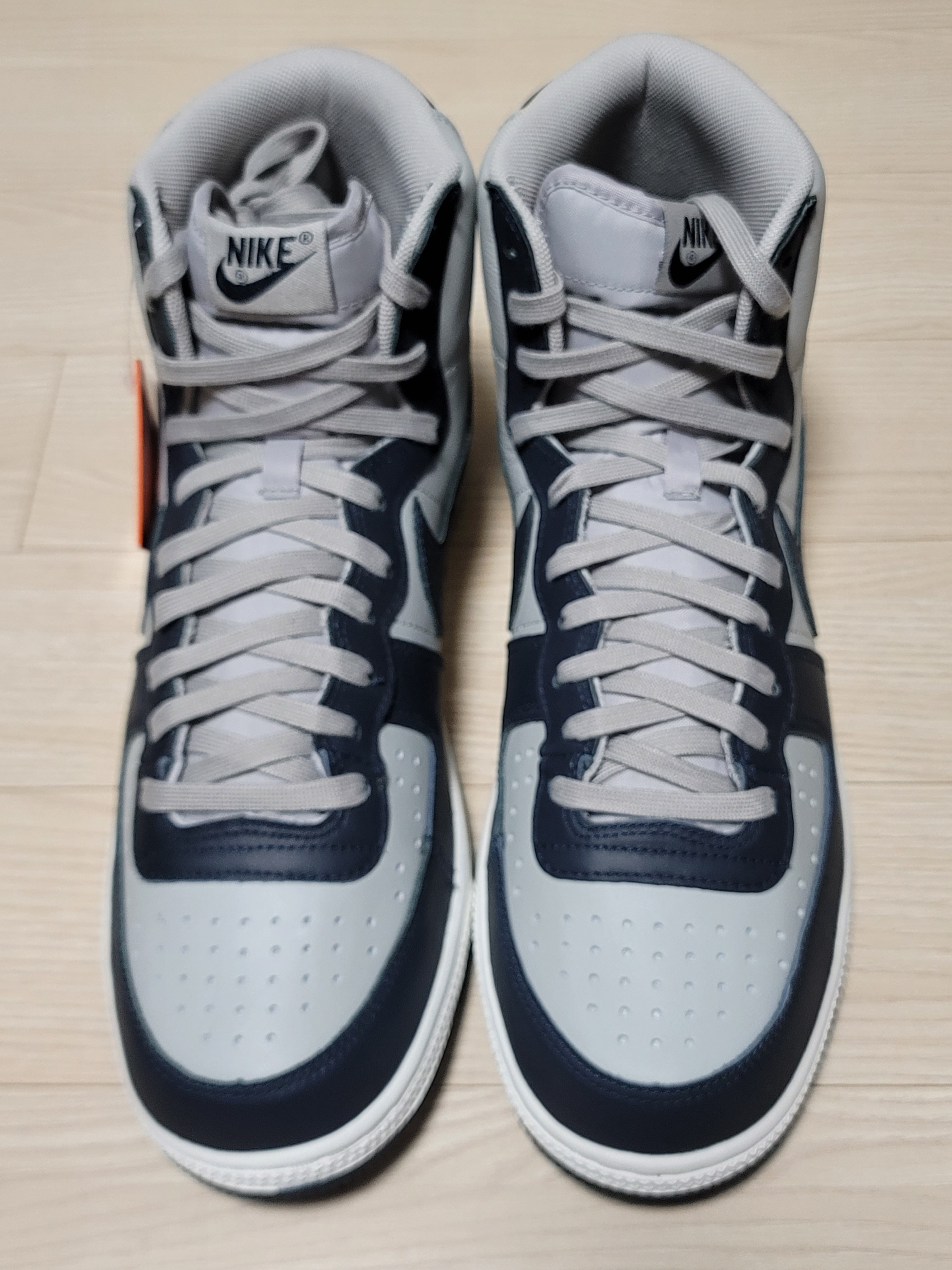 Nike Terminator High Granite and Dark Obsidian 착용 스타일