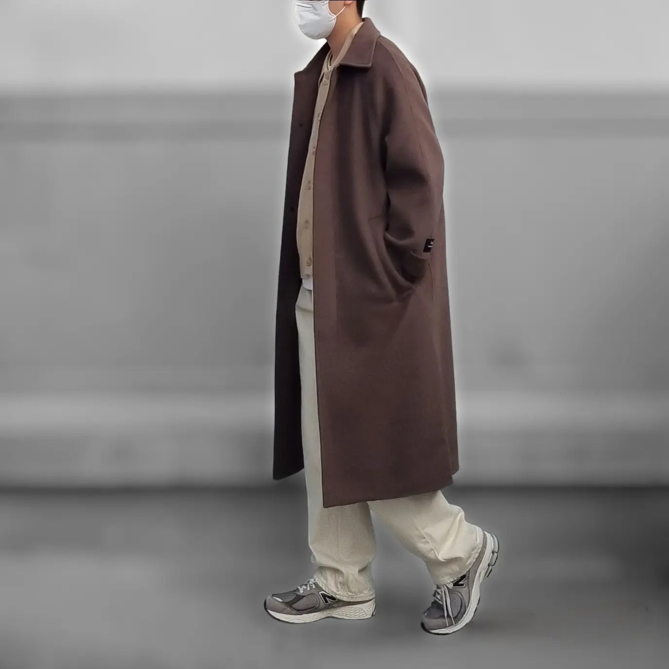 New Balance 2002 Warm Alpaca 착용 스타일 - 2