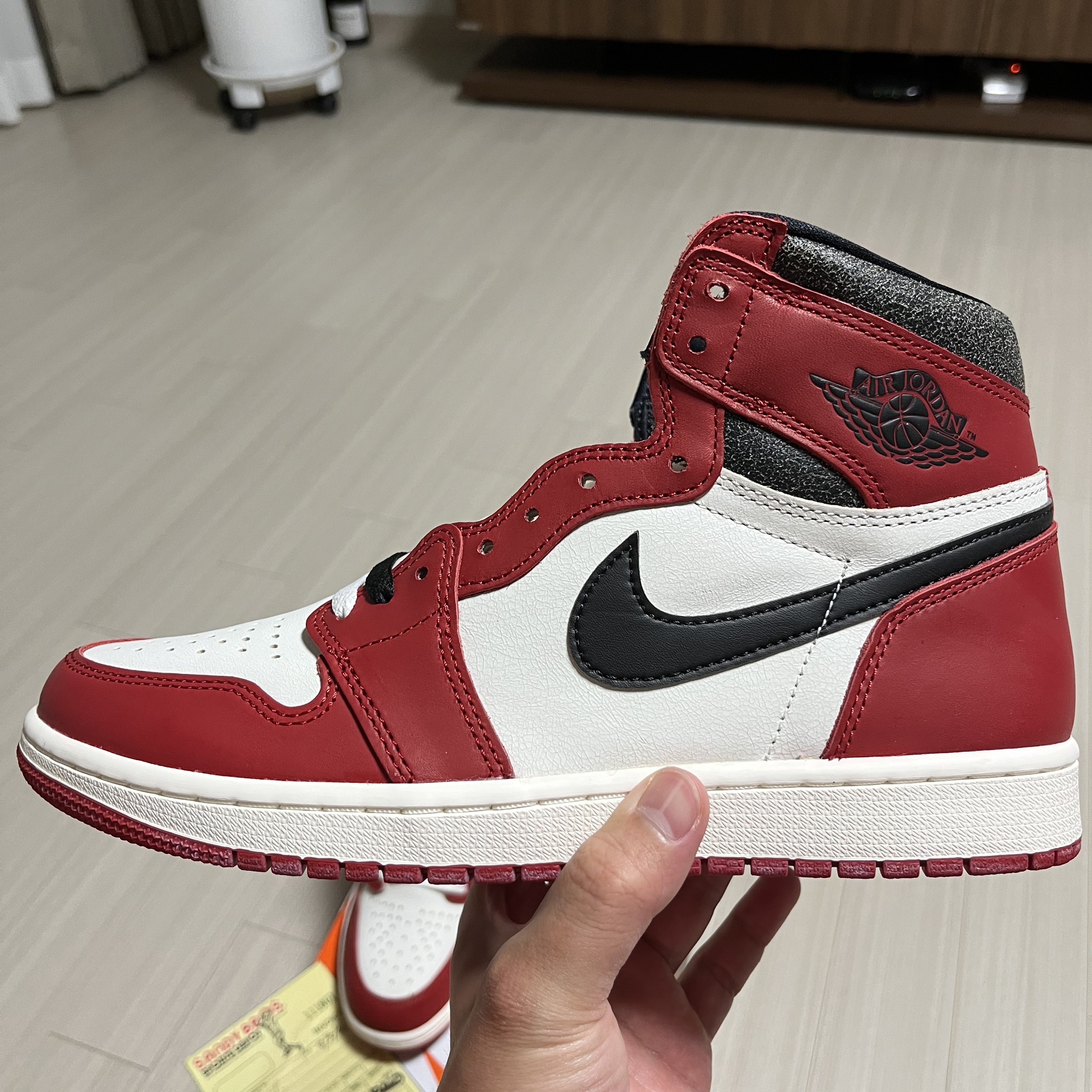 Jordan 1 Retro High OG Chicago 2022 착용 스타일 - 2