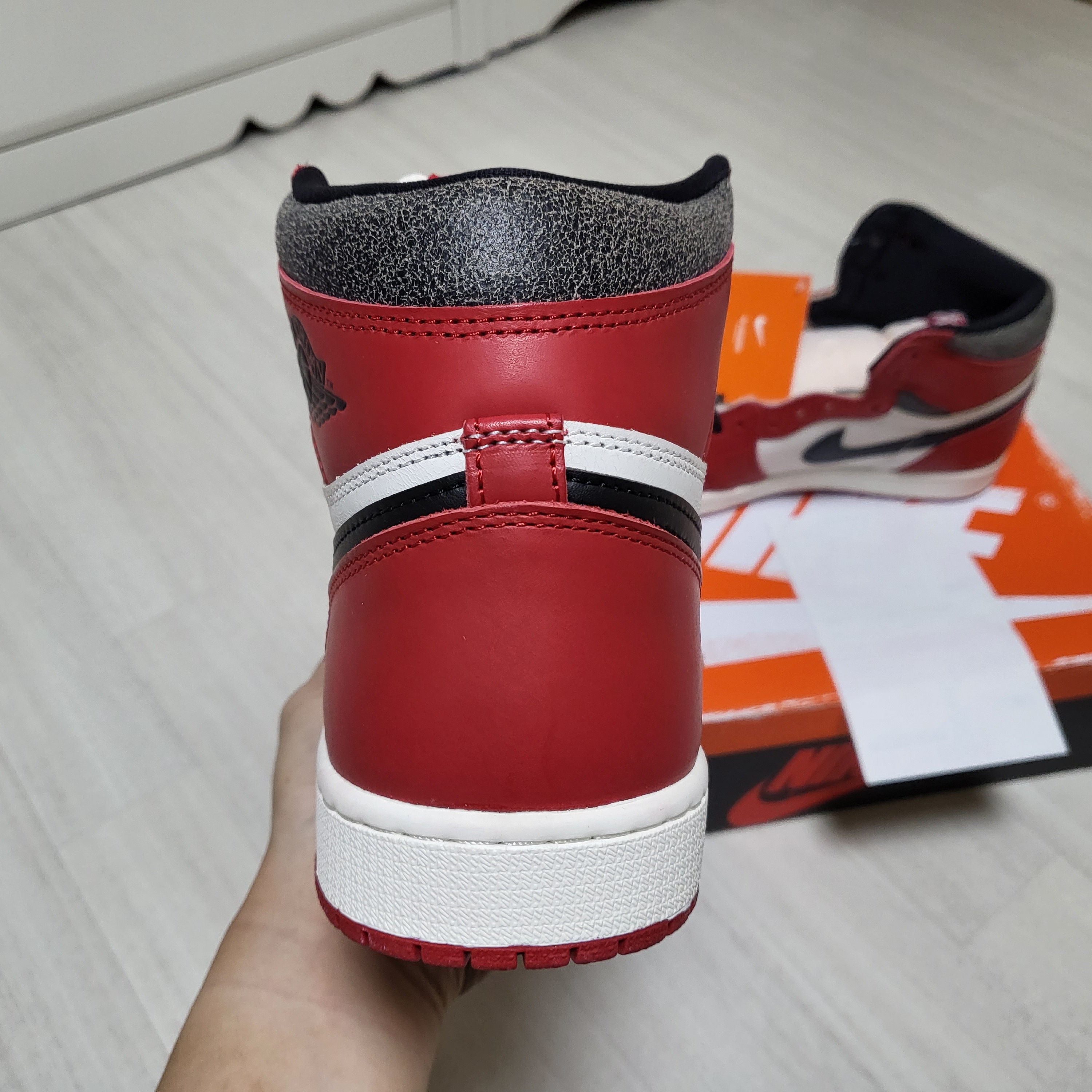 Jordan 1 Retro High OG Chicago 2022 착용 스타일 - 3