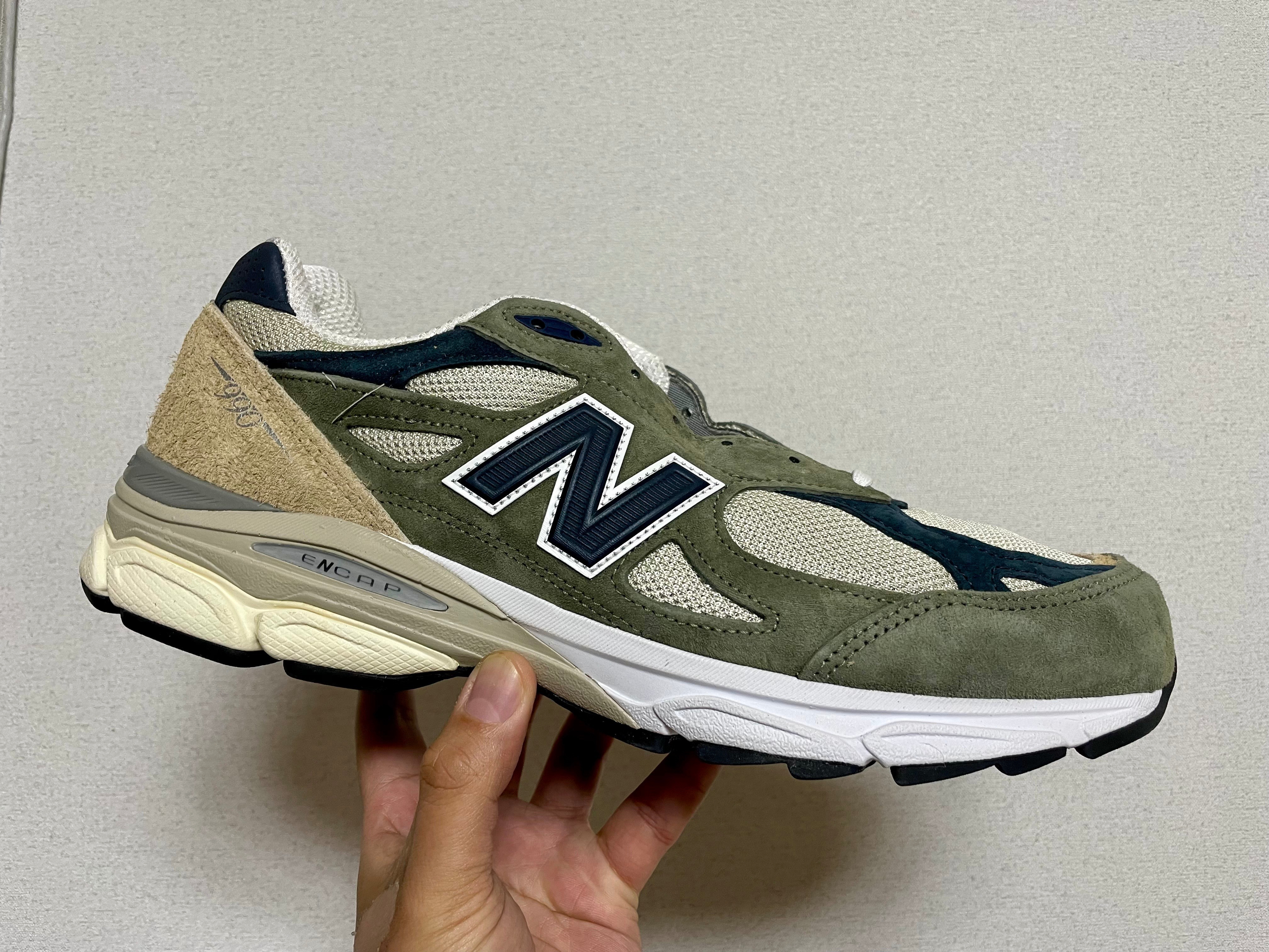 New Balance 990v3 Made in USA Olive 착용 스타일