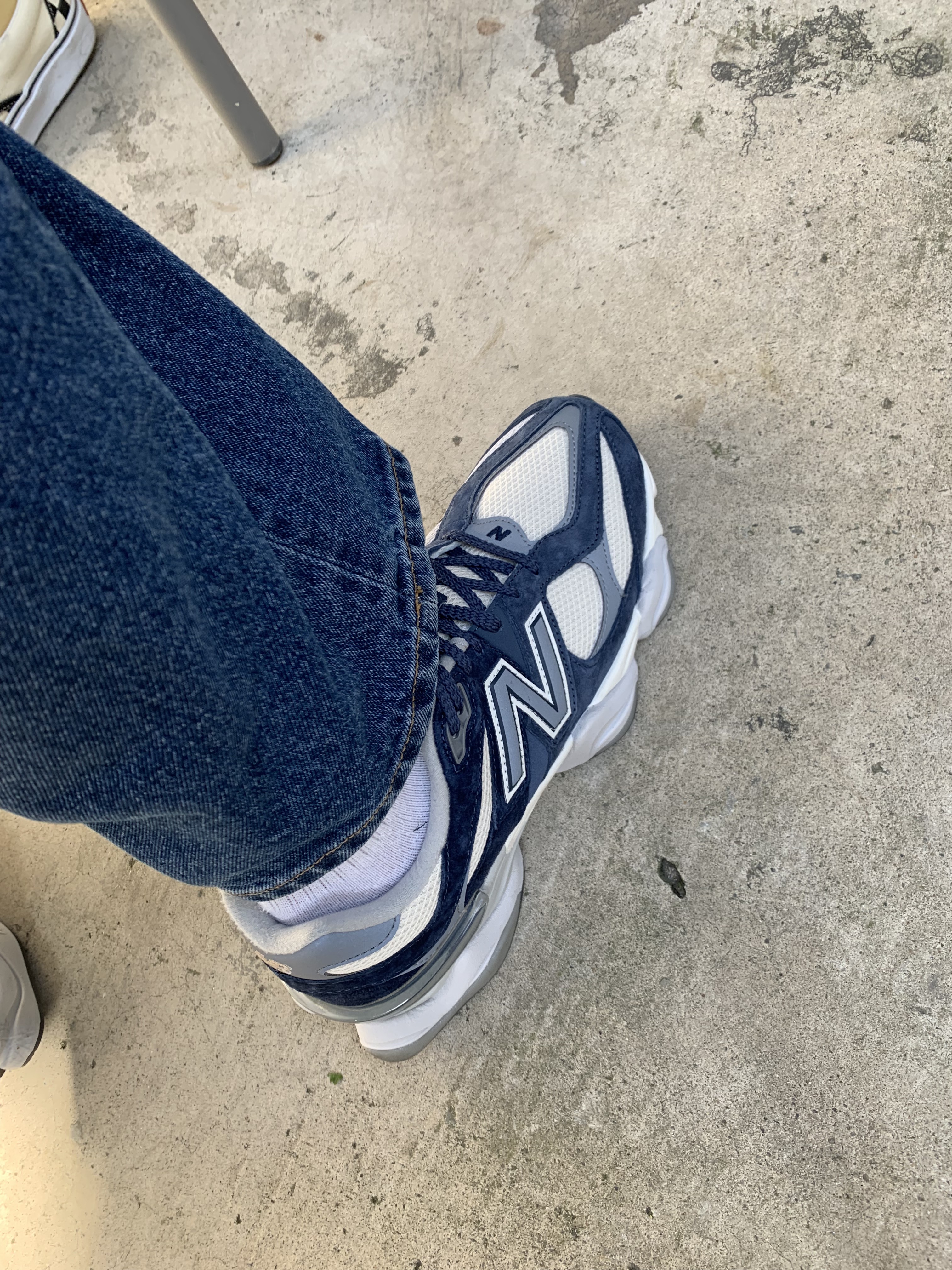 New Balance 9060 Natural Indigo 착용 스타일 - 2