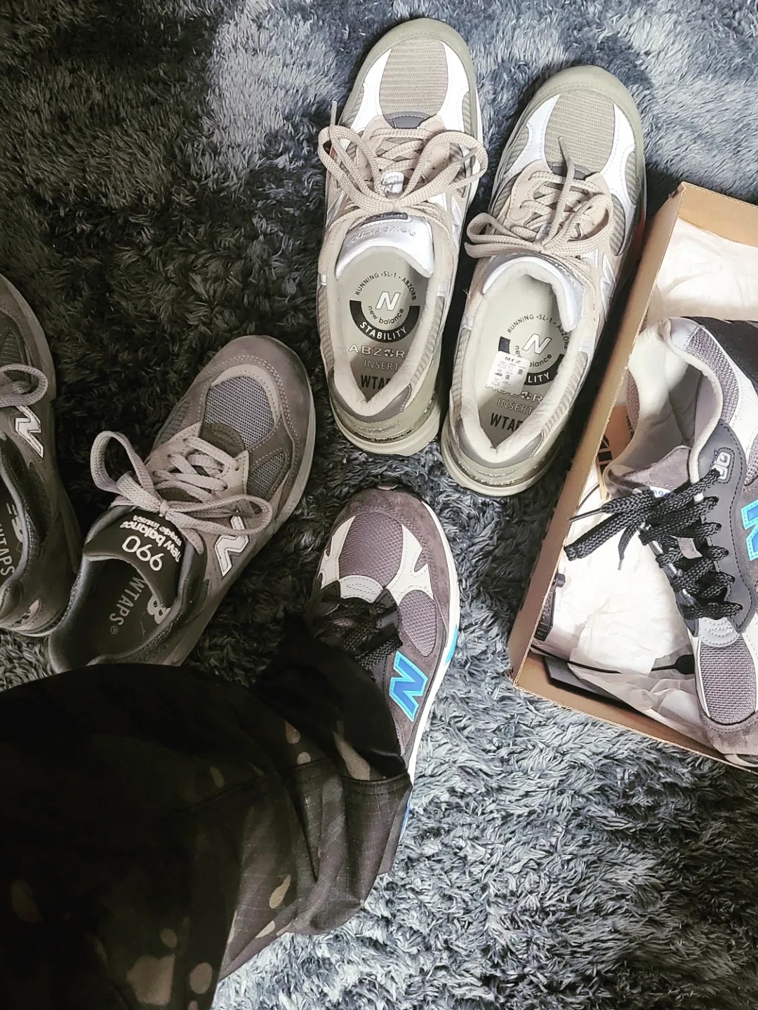 New Balance x Run the Boroughs 991 Made in UK Grey, New Balance x WTAPS 992 Made in USA Olive 착용 스타일 - 1