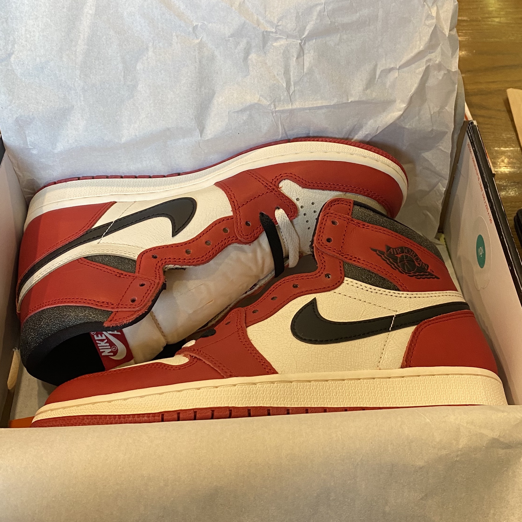 Jordan 1 Retro High OG Chicago 2022 ์ฐฉ์ฉ ์คํ์ผ