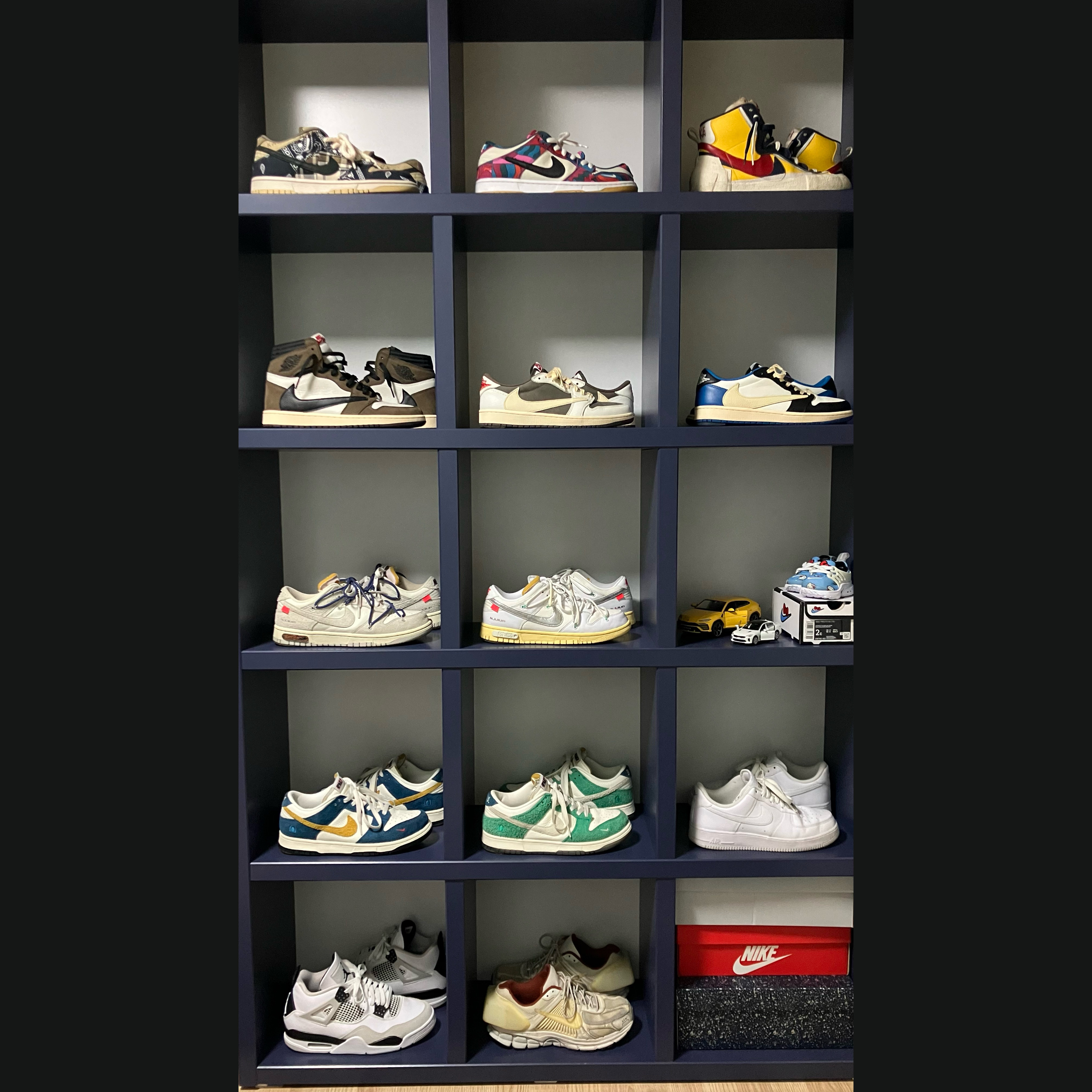 Jordan 1 x Travis Scott x Fragment Retro Low OG SP Military Blue, Jordan 1 x Travis Scott Retro Low OG SP Sail and Ridgerock 착용 스타일
