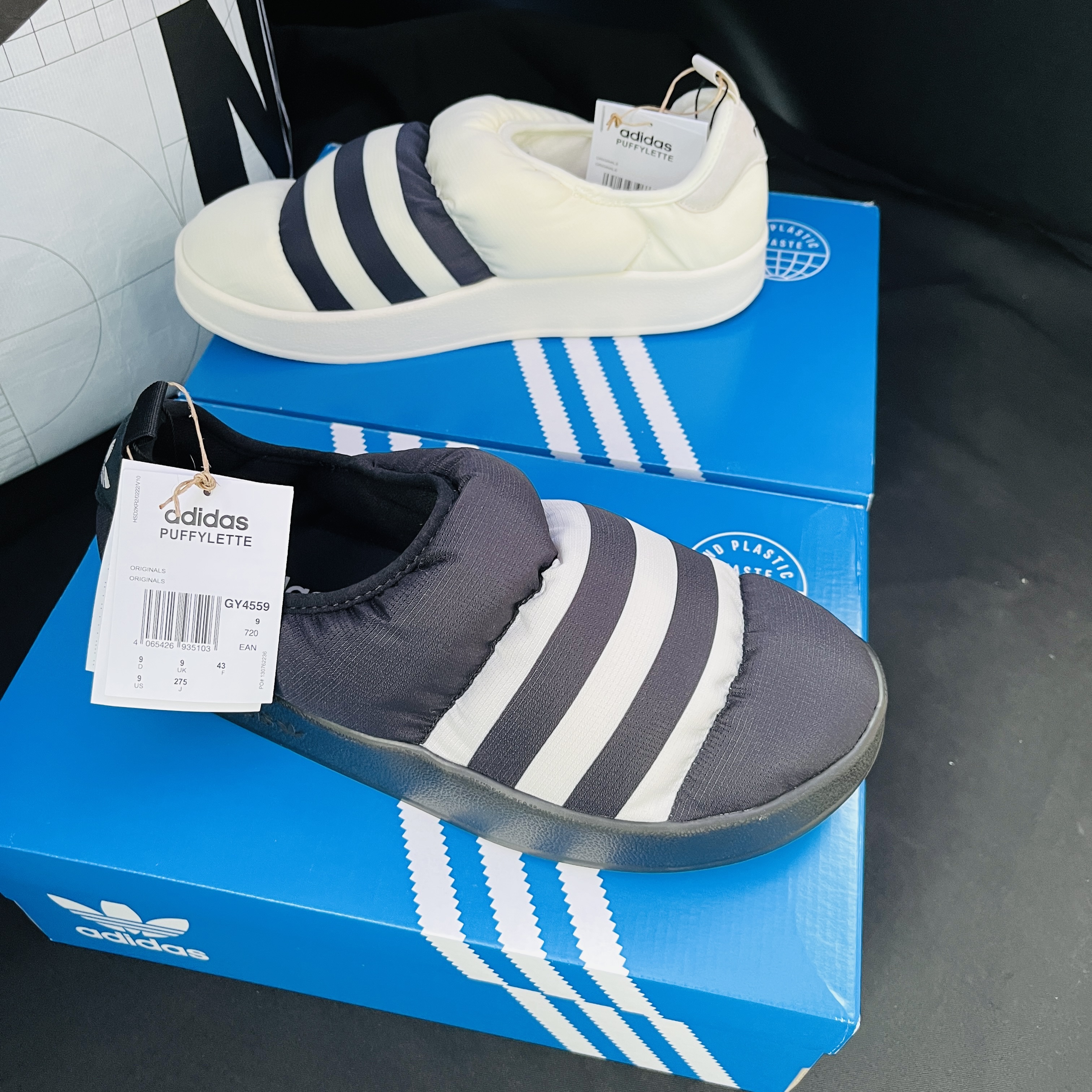 Adidas Puffylette Off White 착용 스타일 - 5