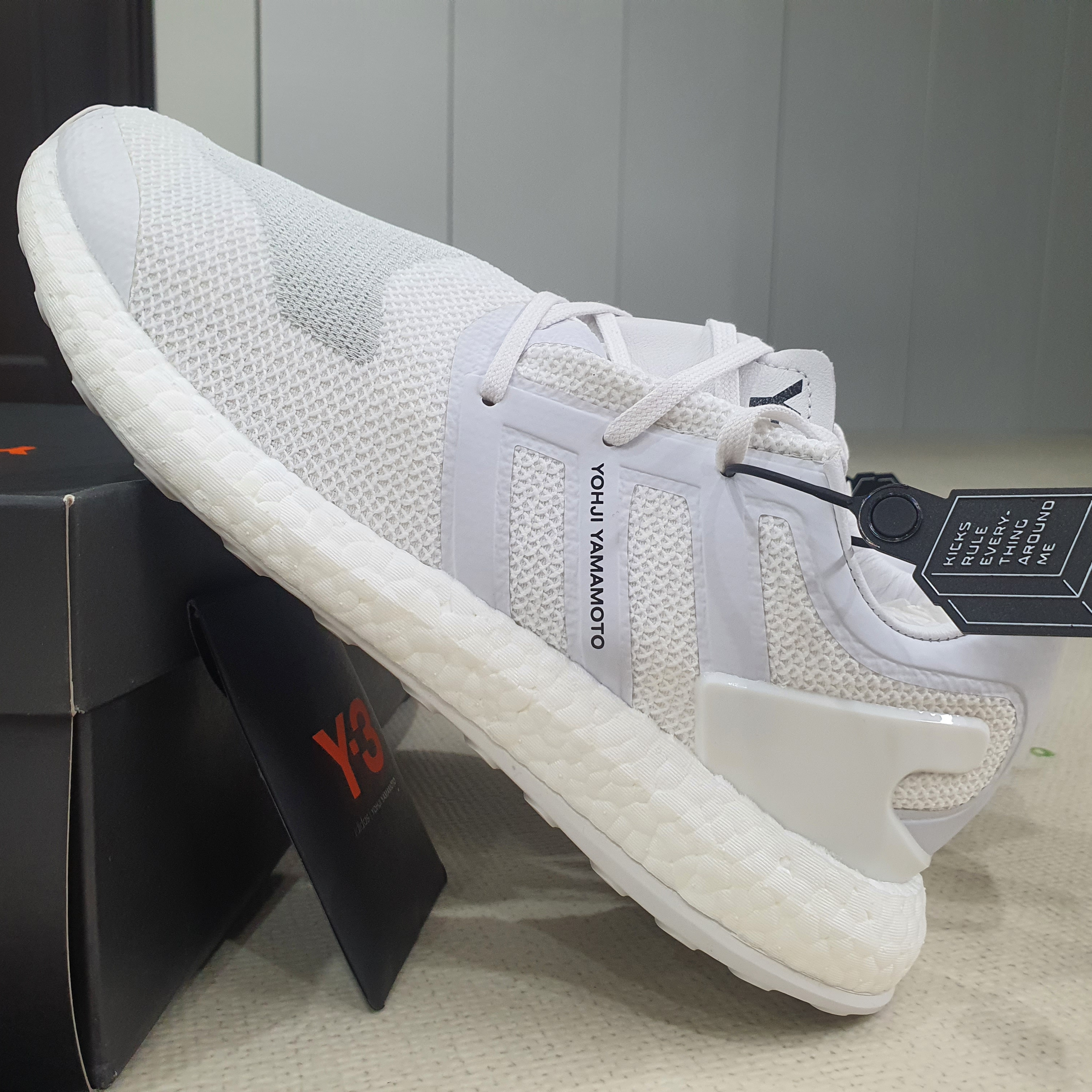 Y-3 Pureboost Triple White 착용 스타일 - 1