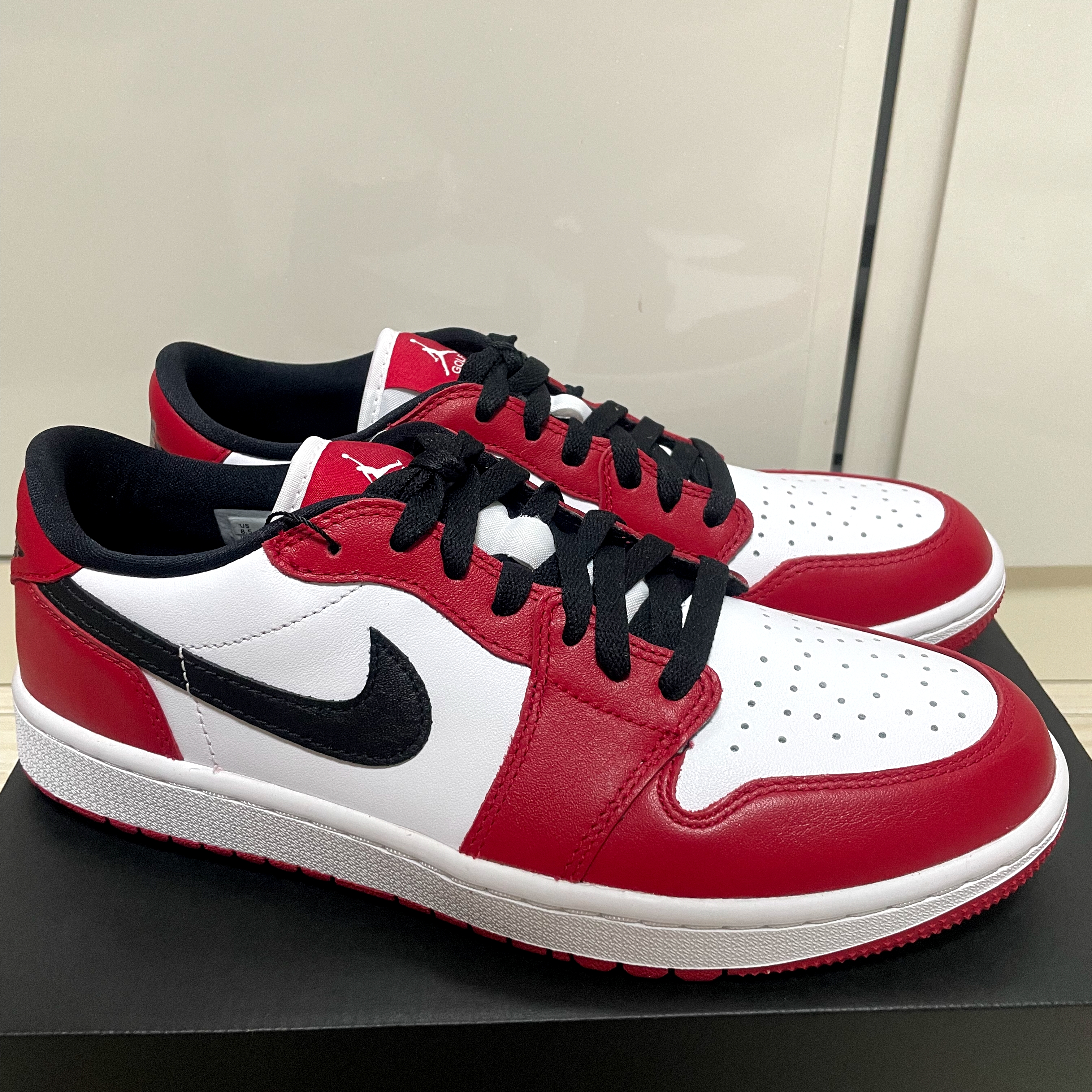Jordan 1 Low Golf Chicago 착용 스타일 - 2