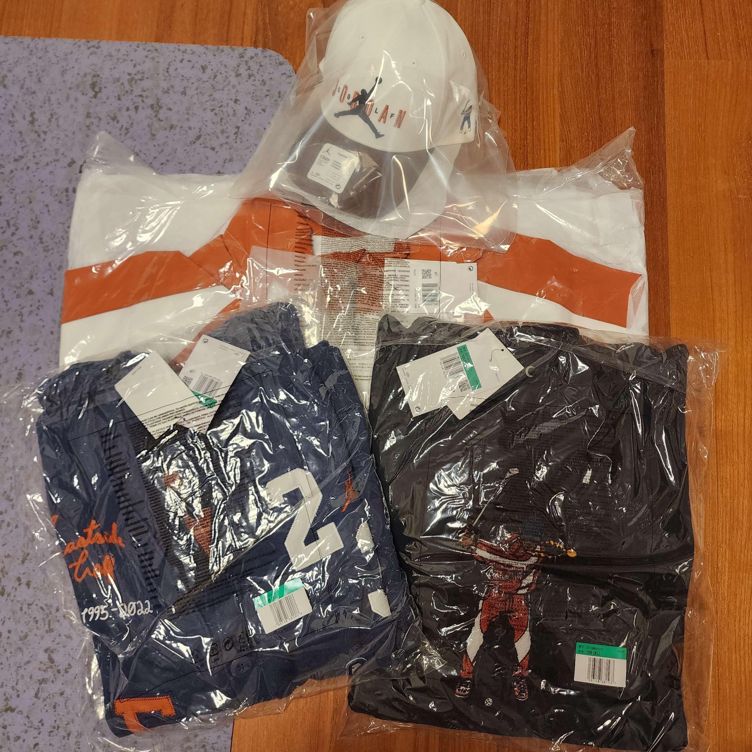 Jordan x Eastside Golf Fleece Hoodie Black - Asia, Jordan x Eastside Golf Jacket White Burnt Sunrise - Asia 착용 스타일