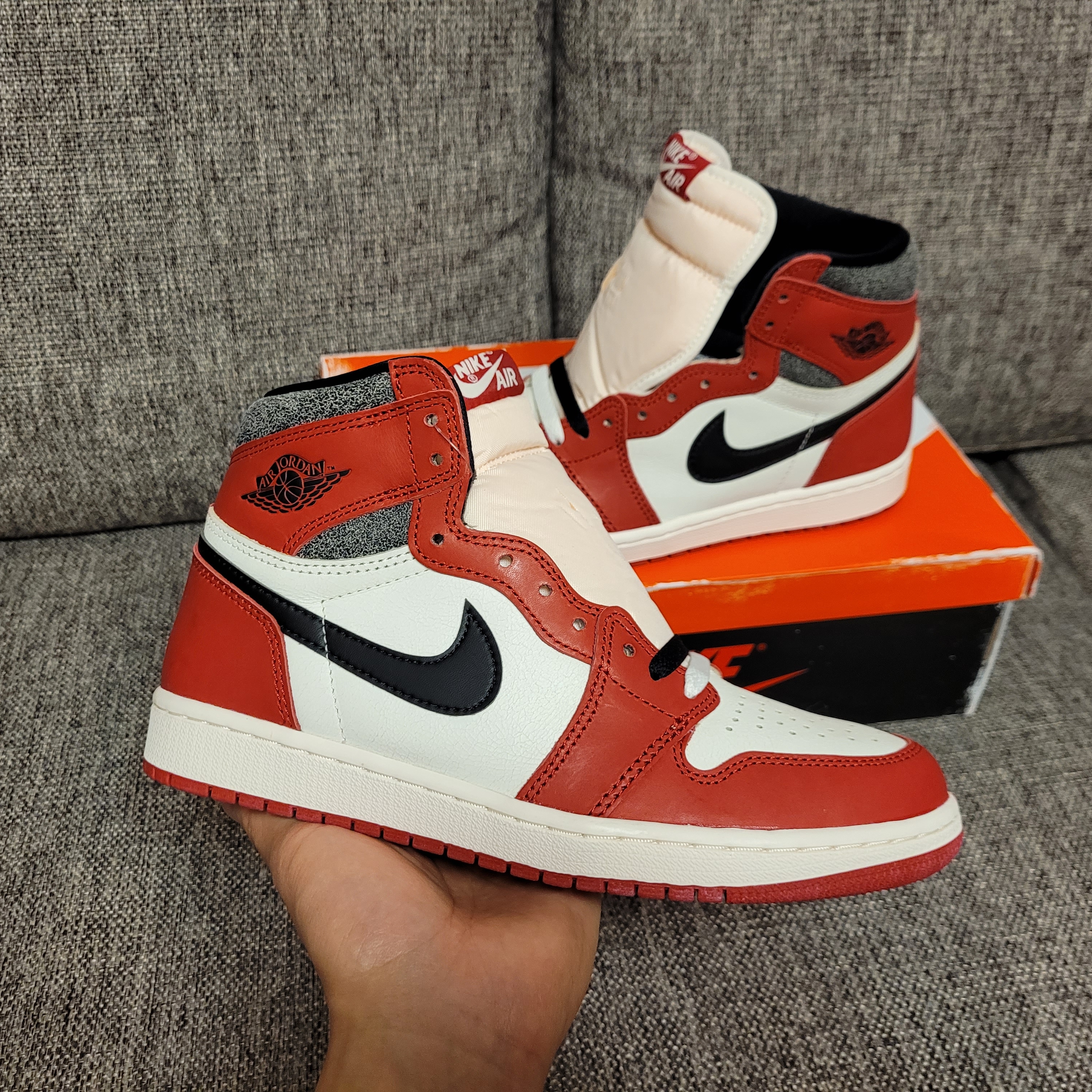 Jordan 1 Retro High OG Chicago 2022 착용 스타일 - 5